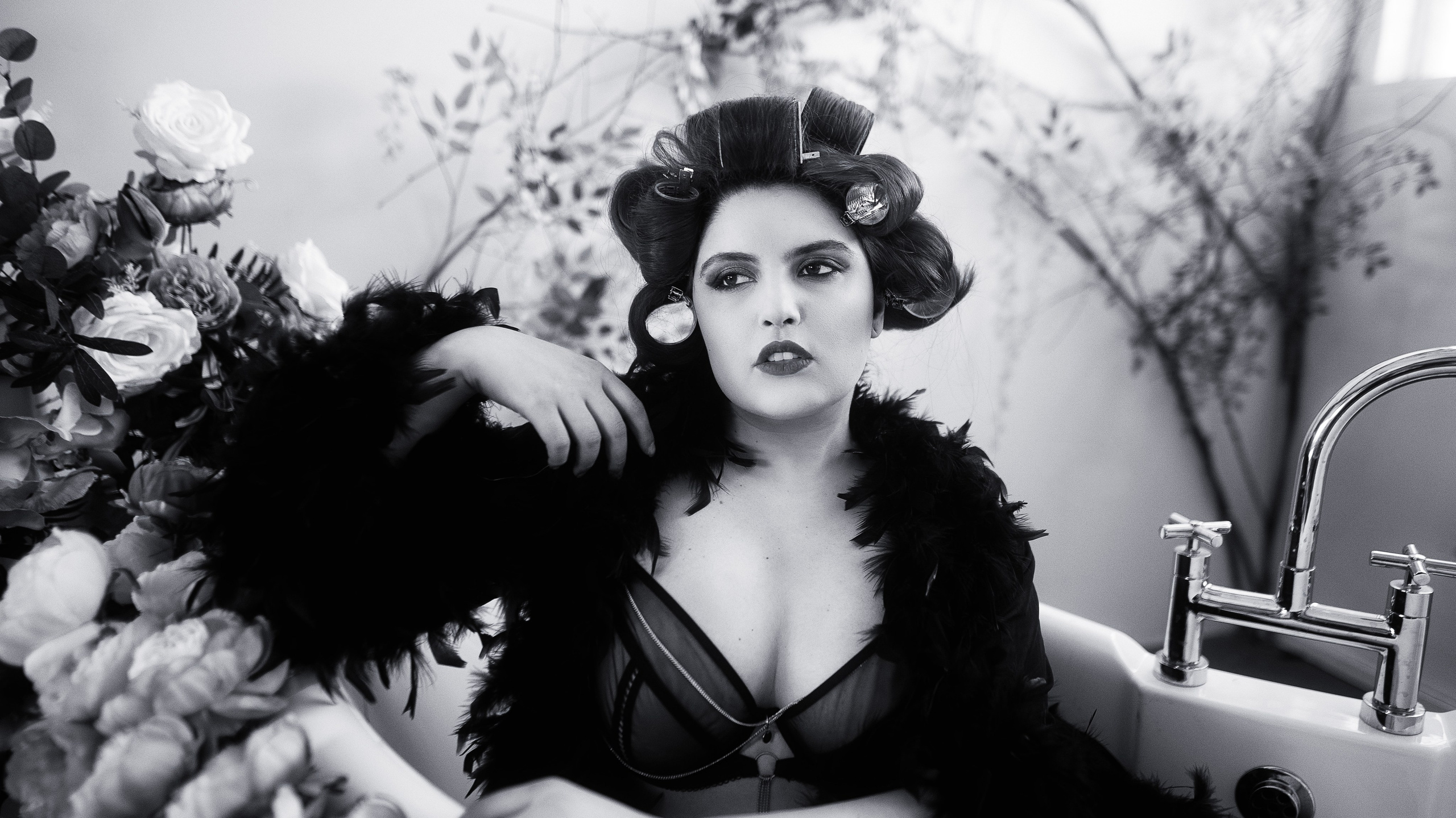 alt="intimate black and white boudoir session UK"