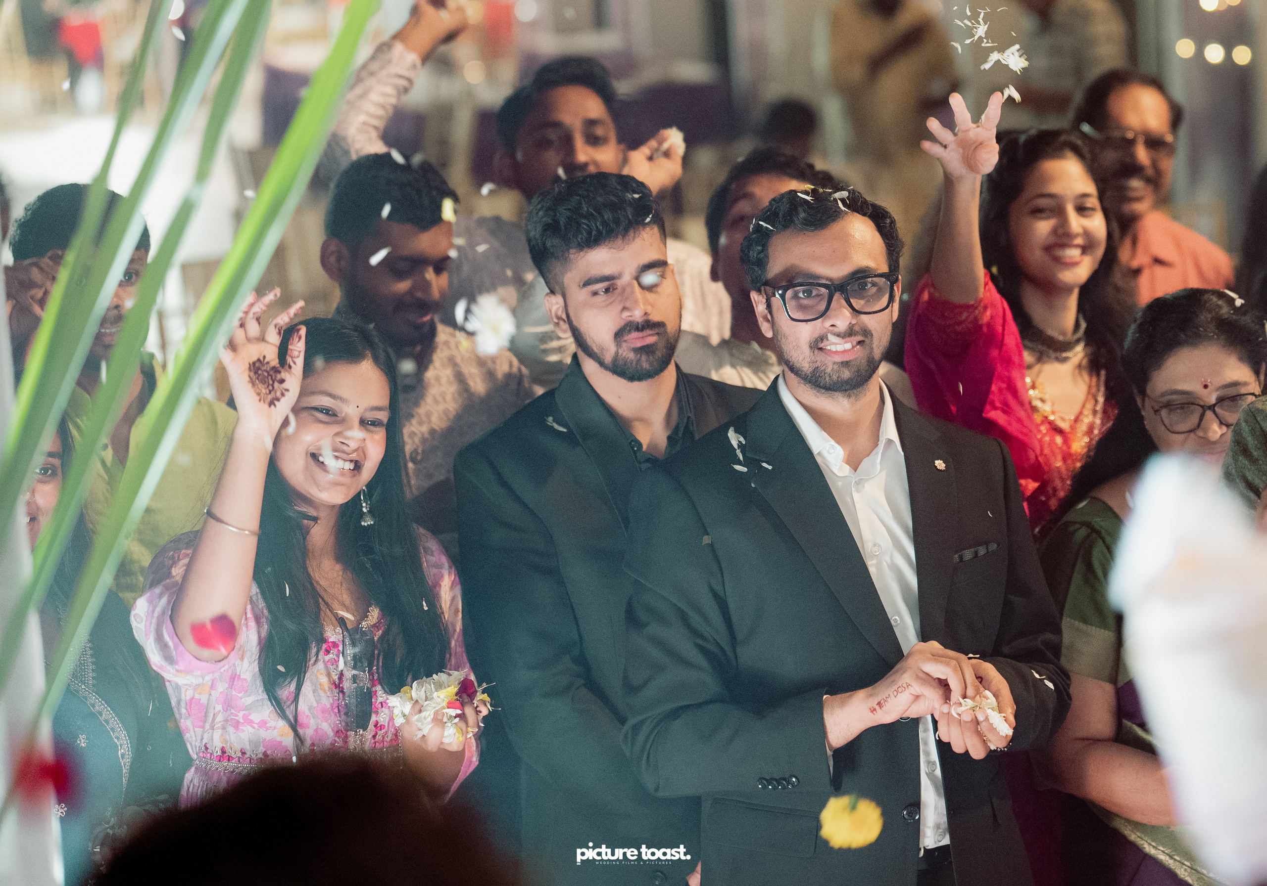 Gujarathi Wedding! Ft. Sahil & Thanima. Fine art Wedding Photographers in India & Canada