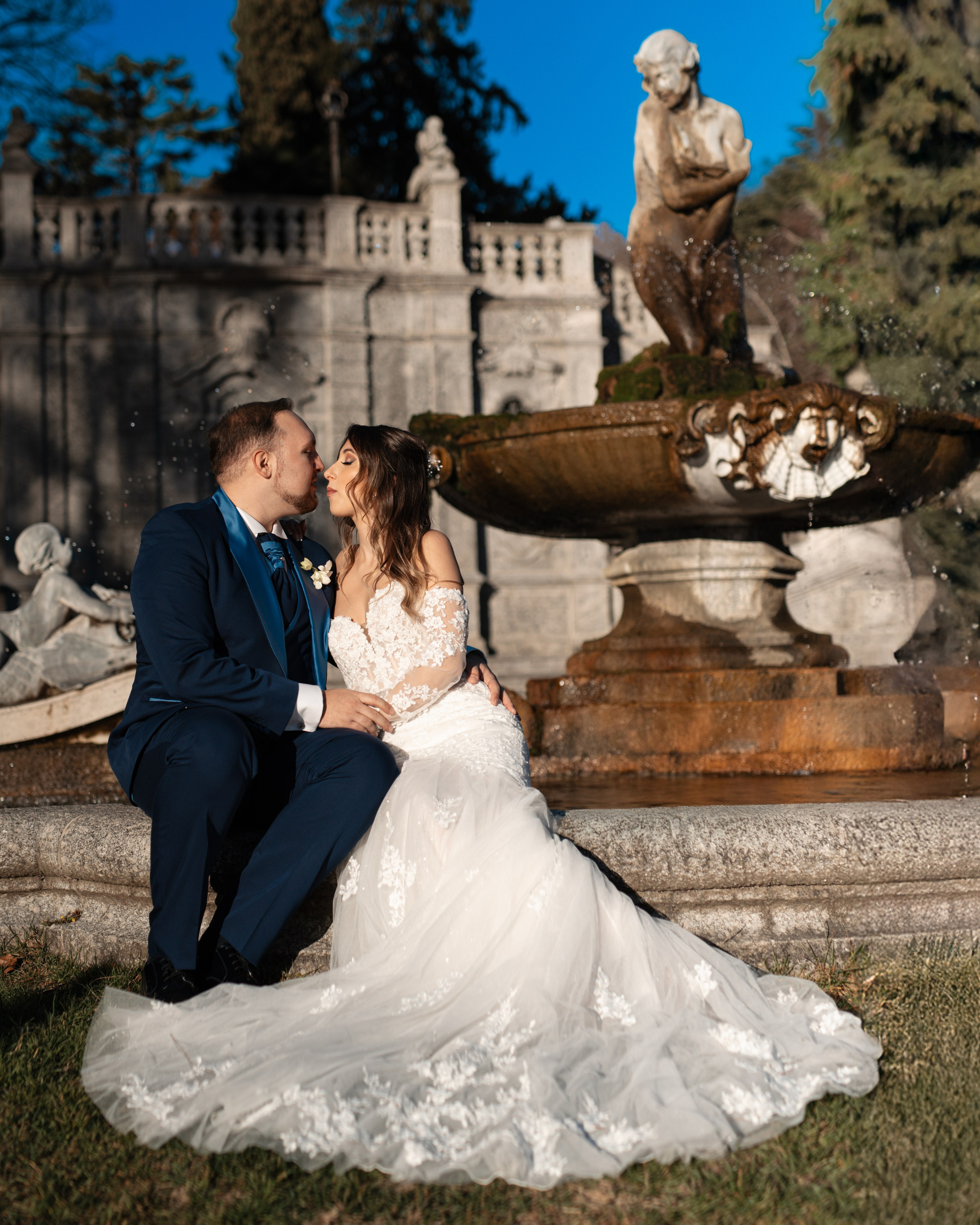 Olivelli Park Elopement on Lake Como. Fotografo matrimonio Lago di Como Ferrari Media Production