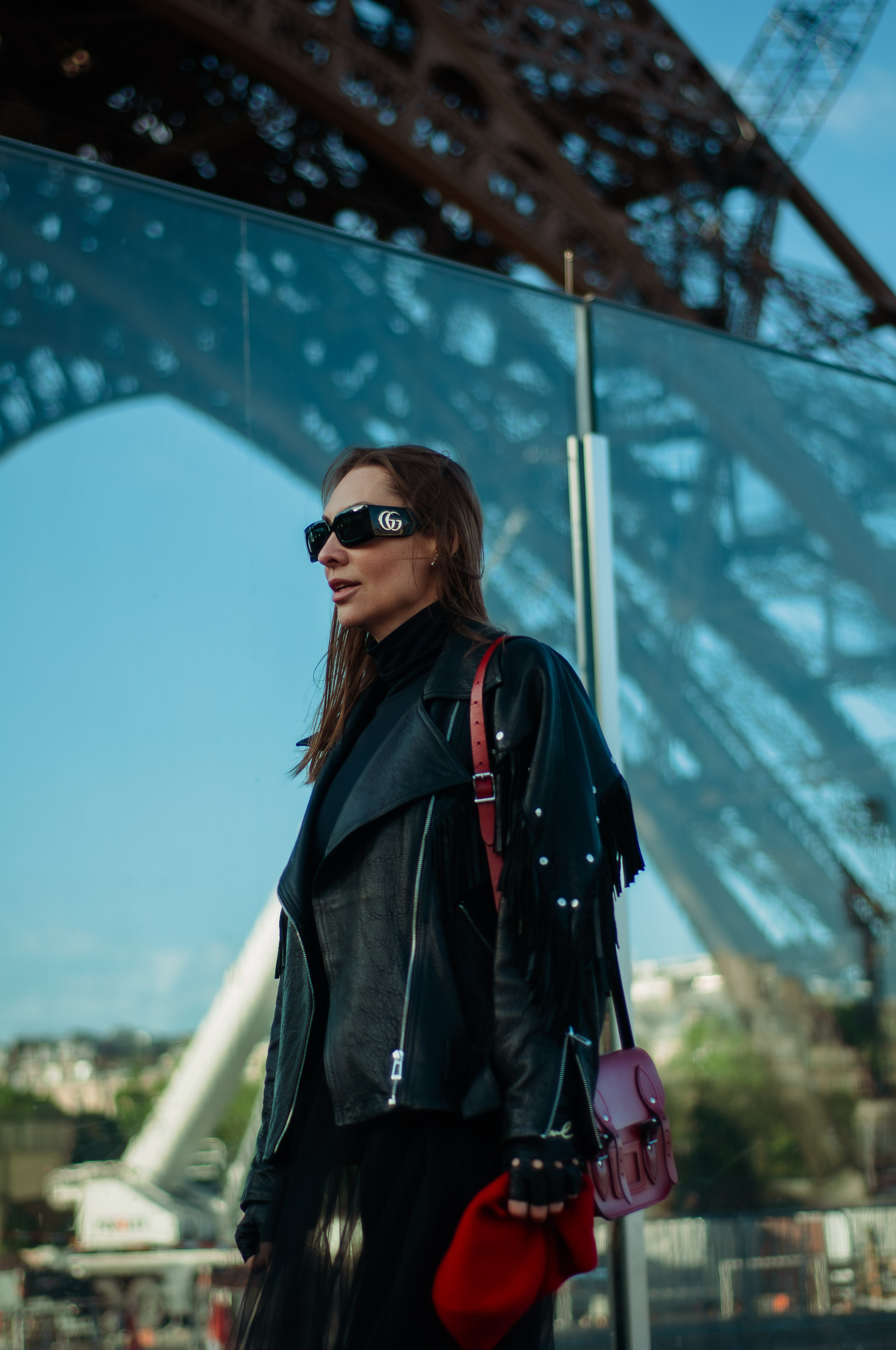 Фотосессия с подругой в Париже. Фотограф в Париже Полина Осипова