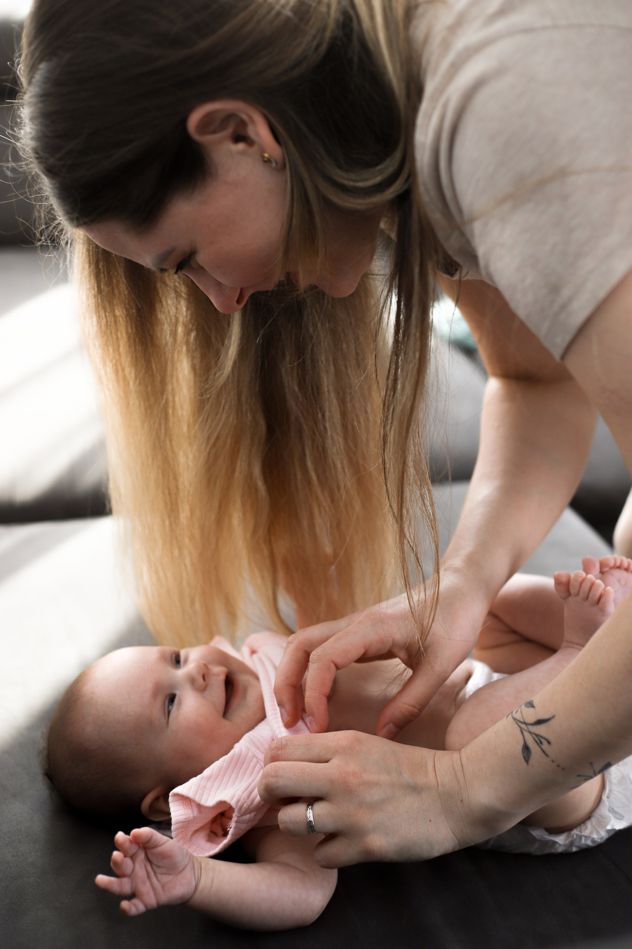 Mama und Baby. Olena Fritz Fotografie