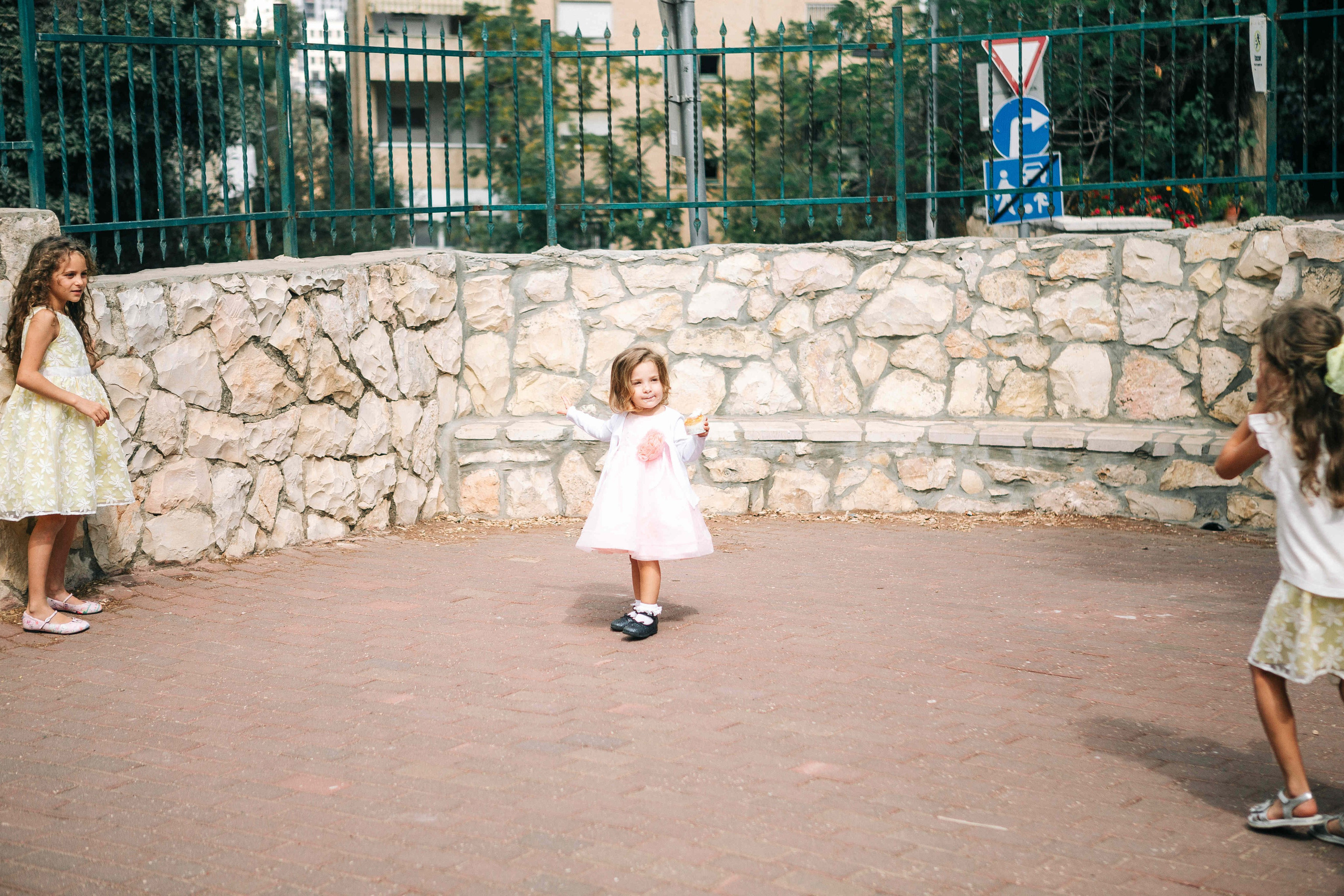 BRITH MILA IN THE SMALL SYNAGOGUE. PHOTOGRAPHER IN ISRAEL