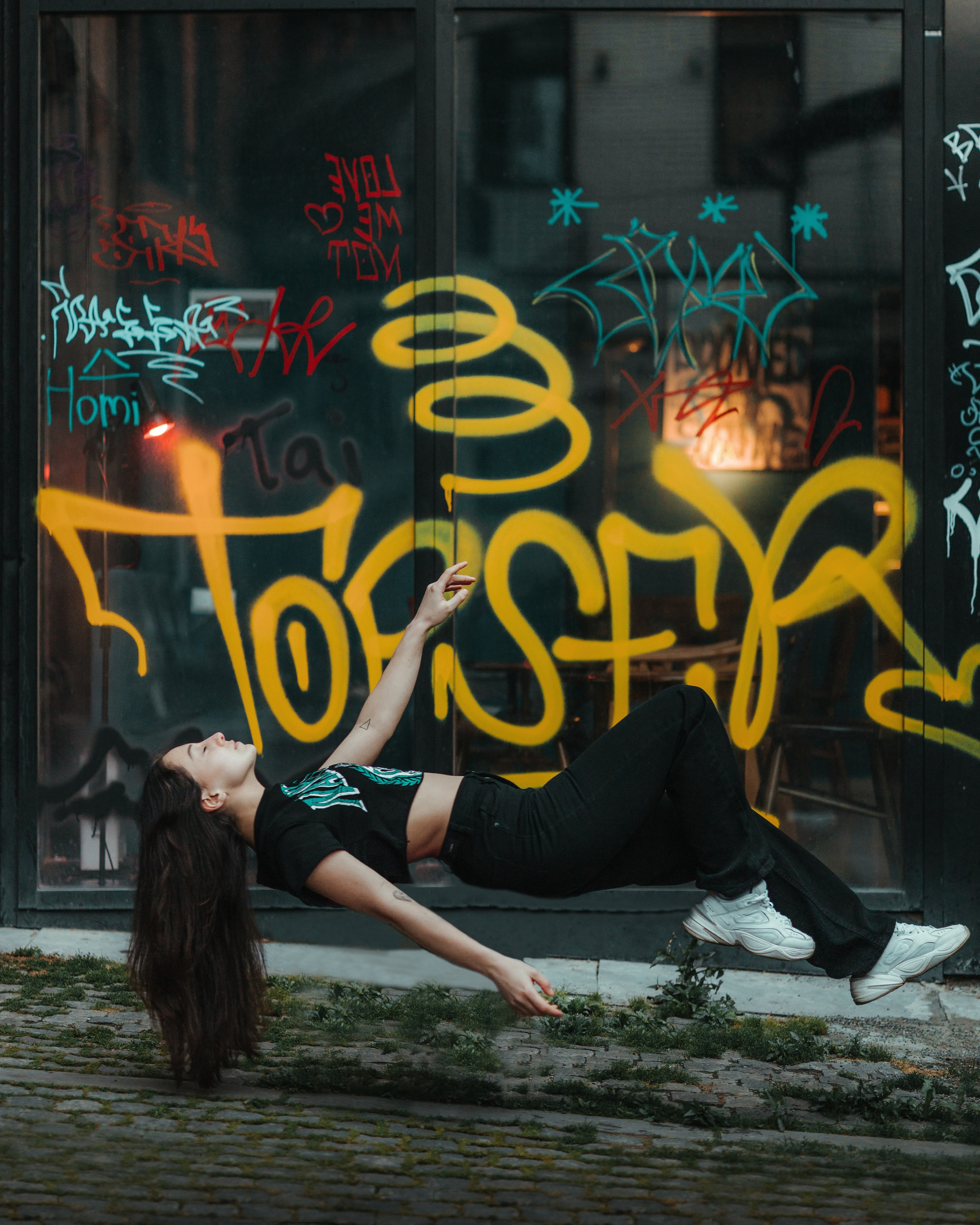 STREET PORTRAITS. Bspander