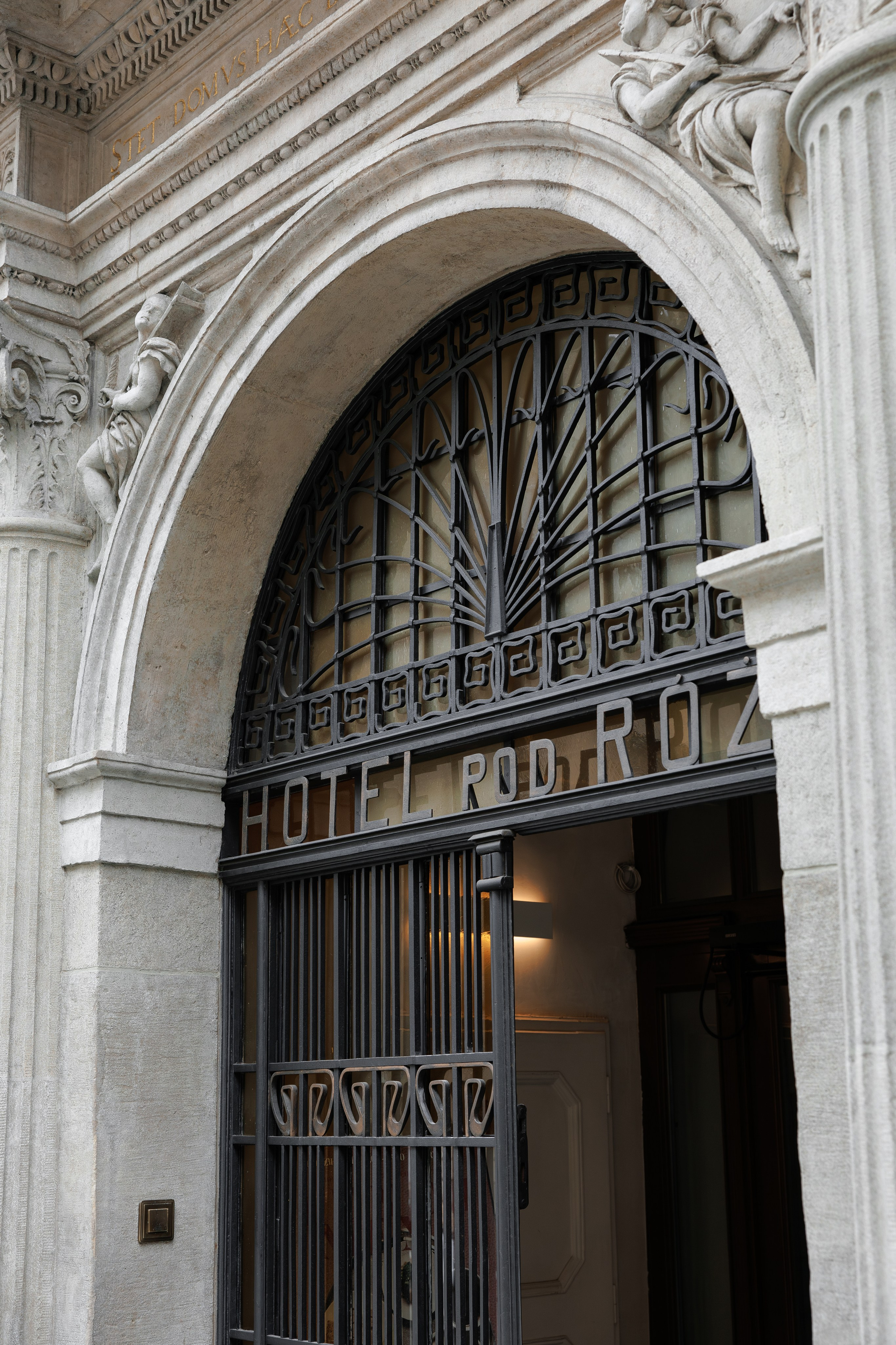 Y&D. Dworek przy Lasie. 31.08.2025. Fotograf ślubny i rodzinny w Krakowie Yana Klymova