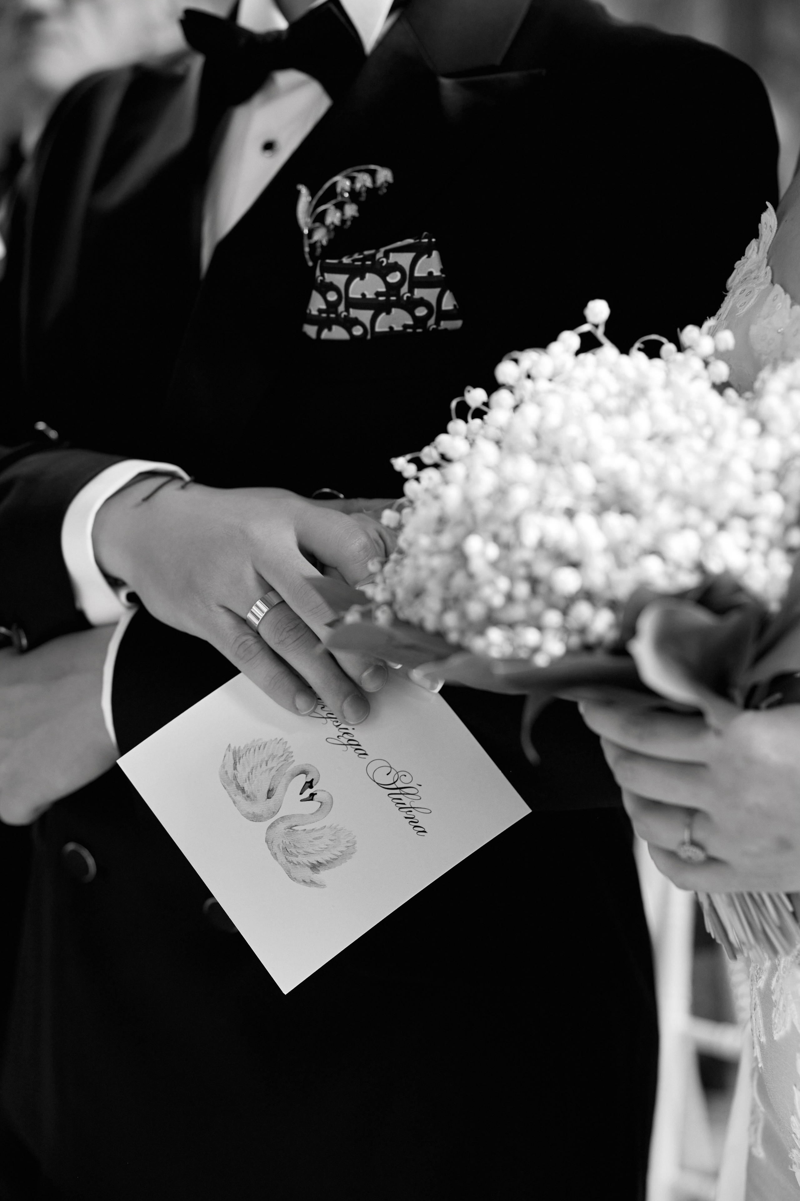 Wiktoria & Kacper. Pałac Goetz. Fotograf ślubny i rodzinny w Krakowie Yana Klymova