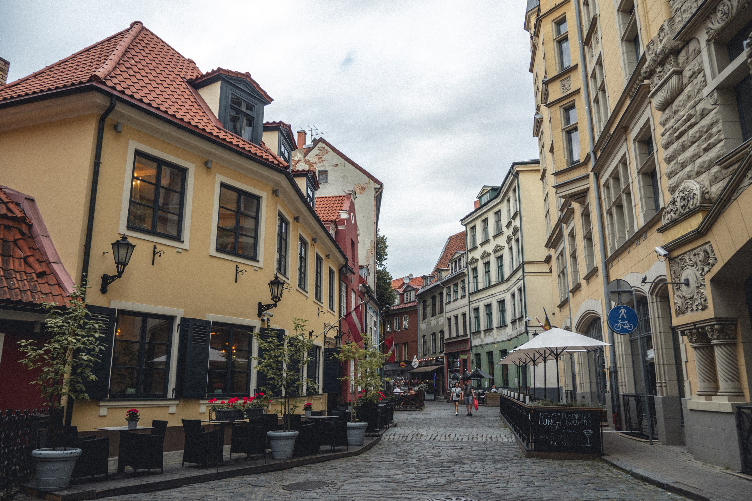 Voyage à Riga. Photographe sur Cote d’Azur. Portraits de familles, couples, enfants, événements