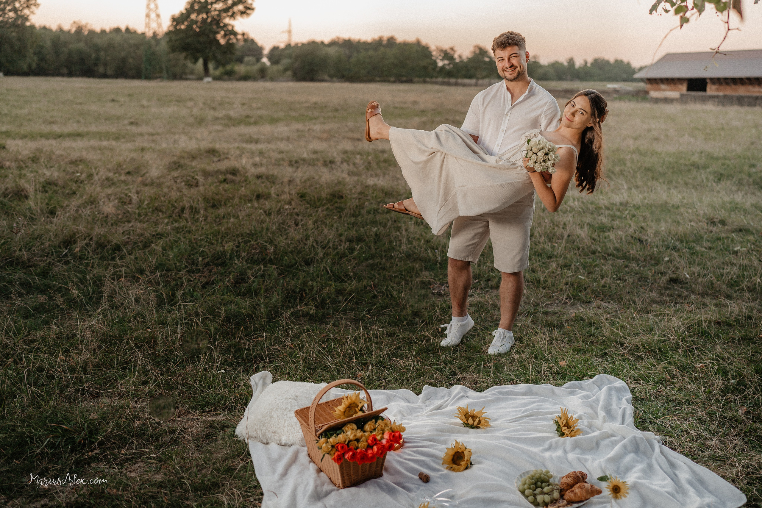 Camelia & Marcel - Save the Date. Marius Alex fotograf de eveniment si portret din Suceava