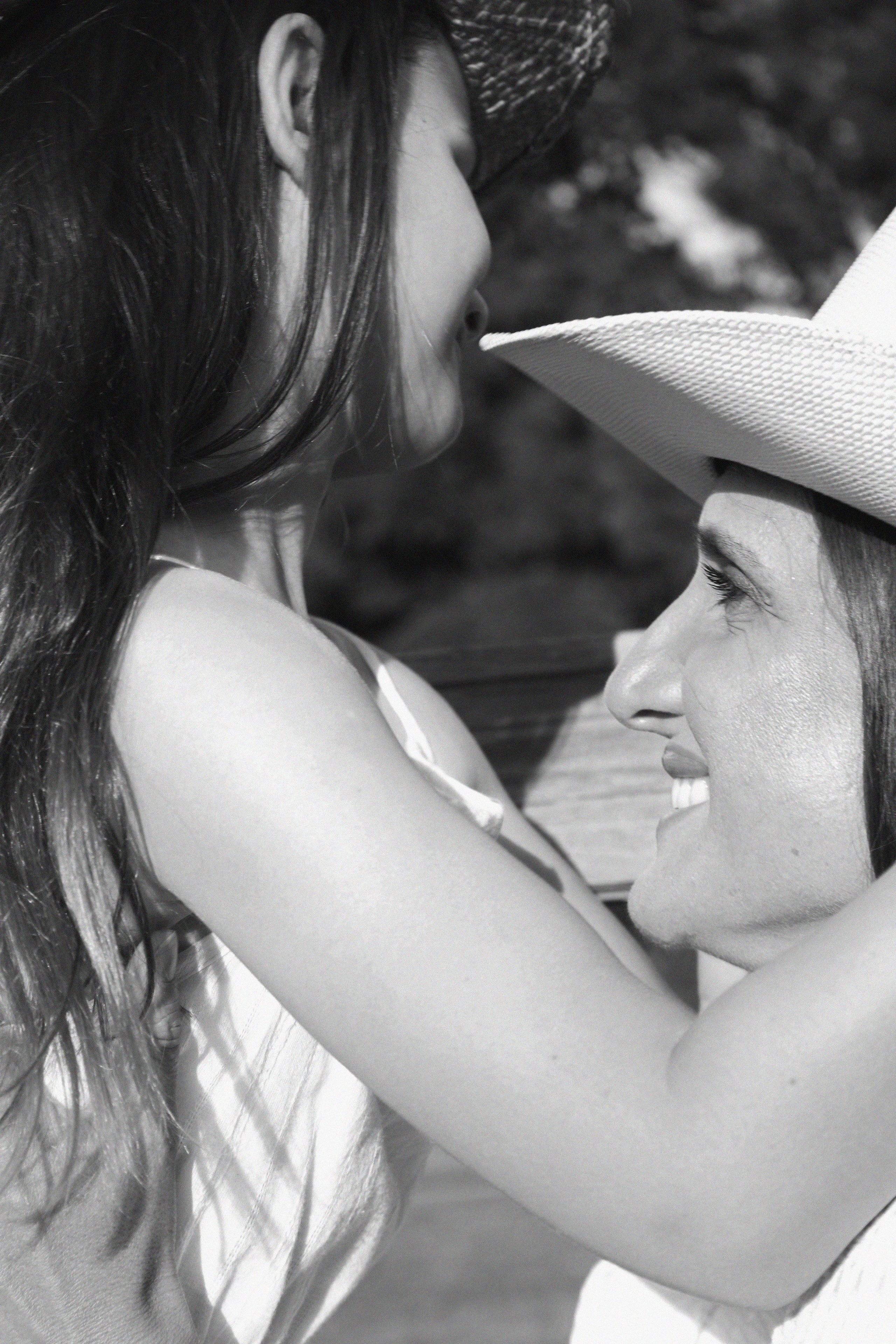 Texas Countryside Family Photoshoot in Cowboy Style. Lana Petrychenko — Portrait & Family Photographer. Valencia, Spain