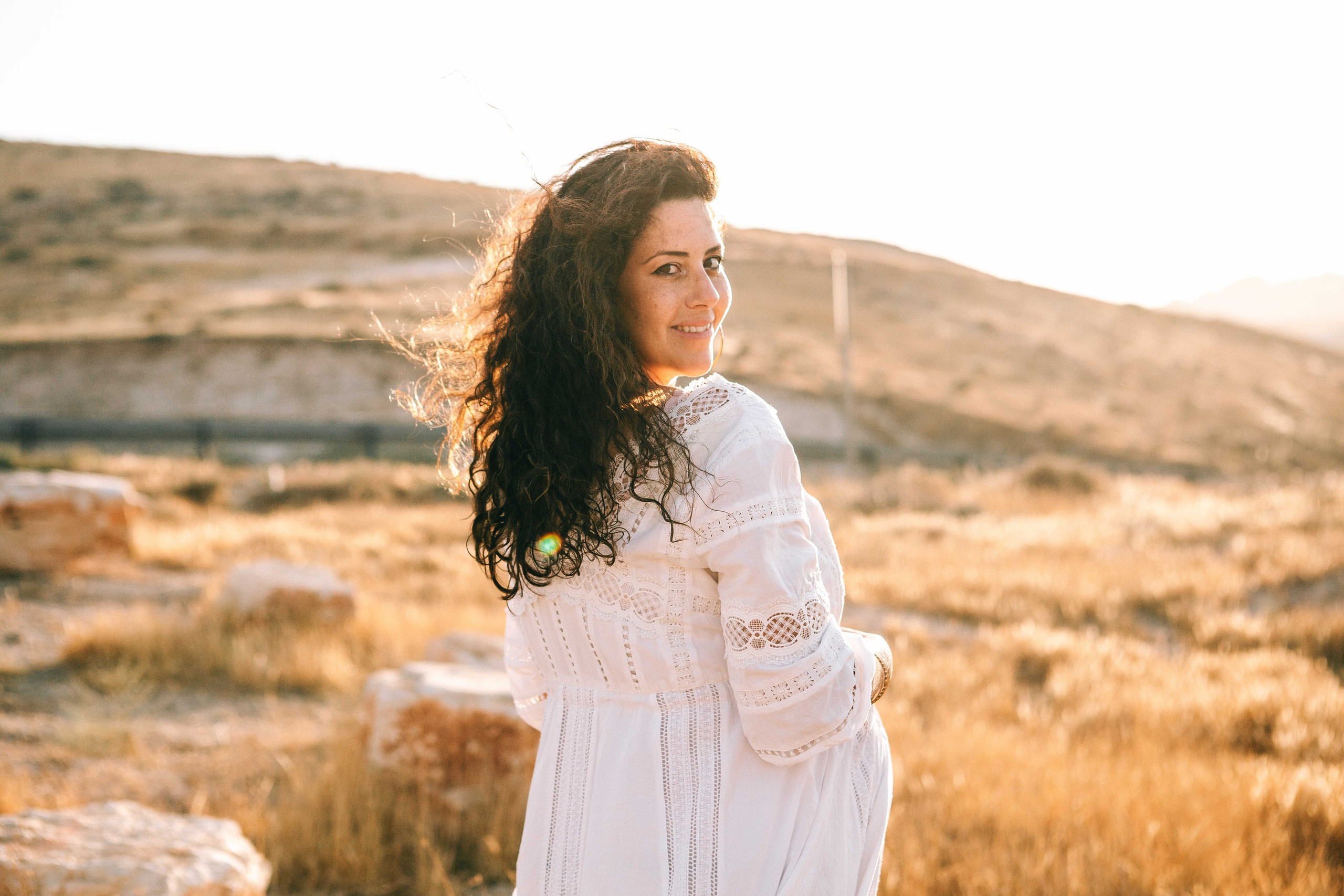 PREGNANT PHOTOSESSION IN THE DESERT. PHOTOGRAPHER IN ISRAEL