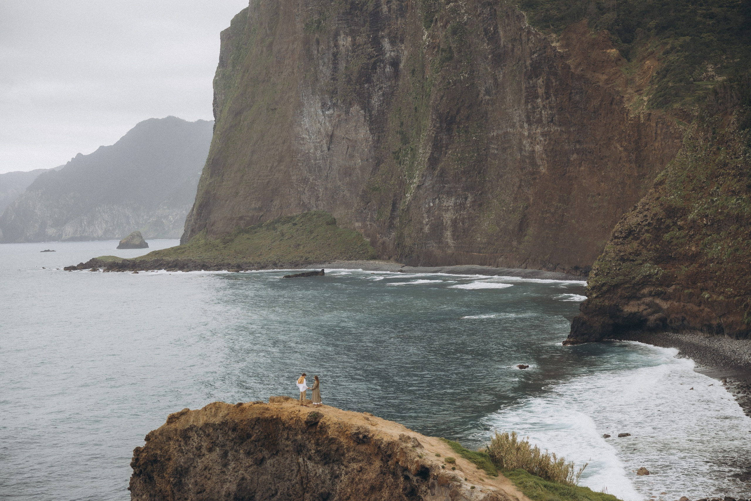 Proposal at Miradouro do Guindaste, Madeira | Joana & Helder