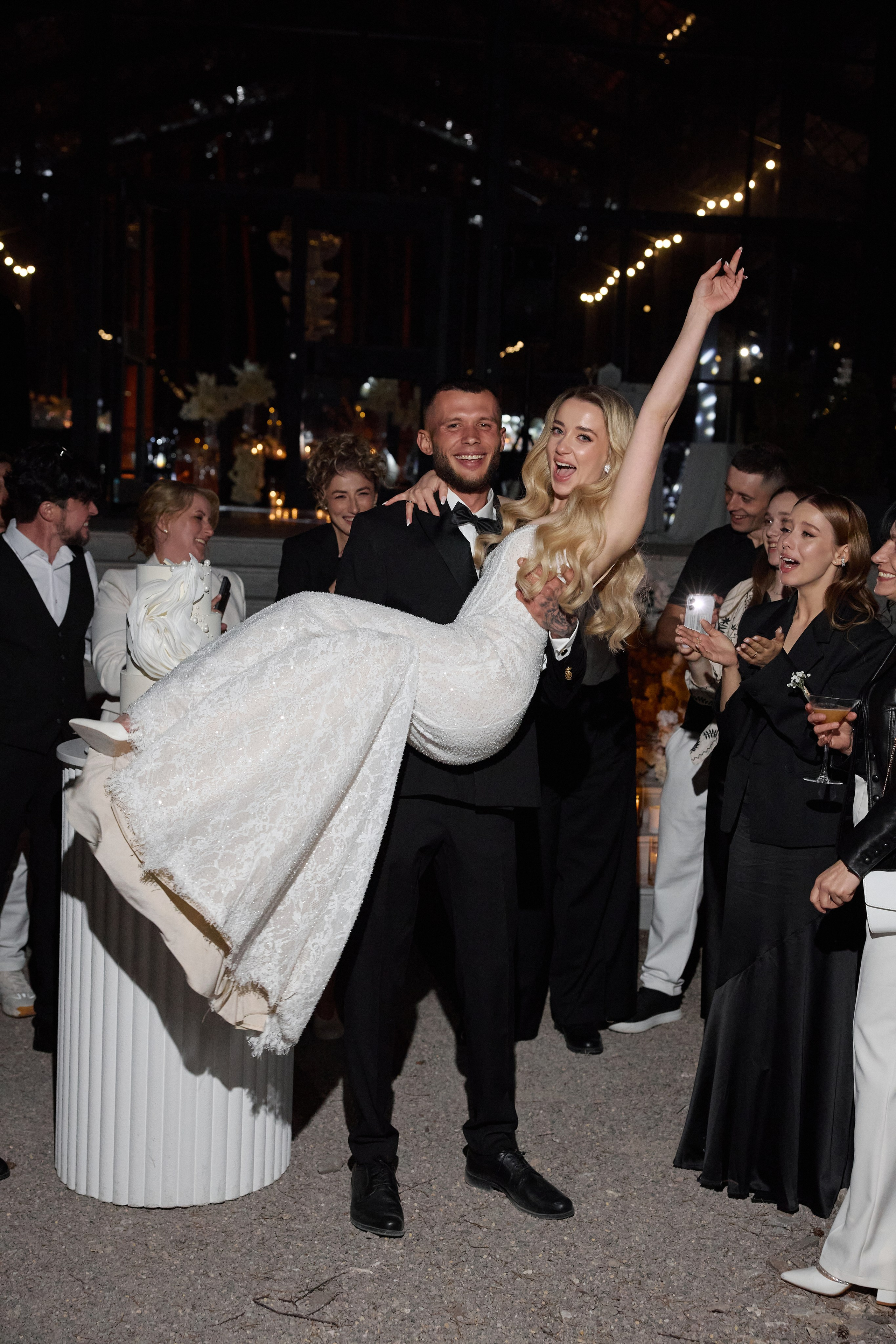 Natalia & Roman. Dworek przy lesie. Fotograf ślubny i rodzinny w Krakowie Yana Klymova