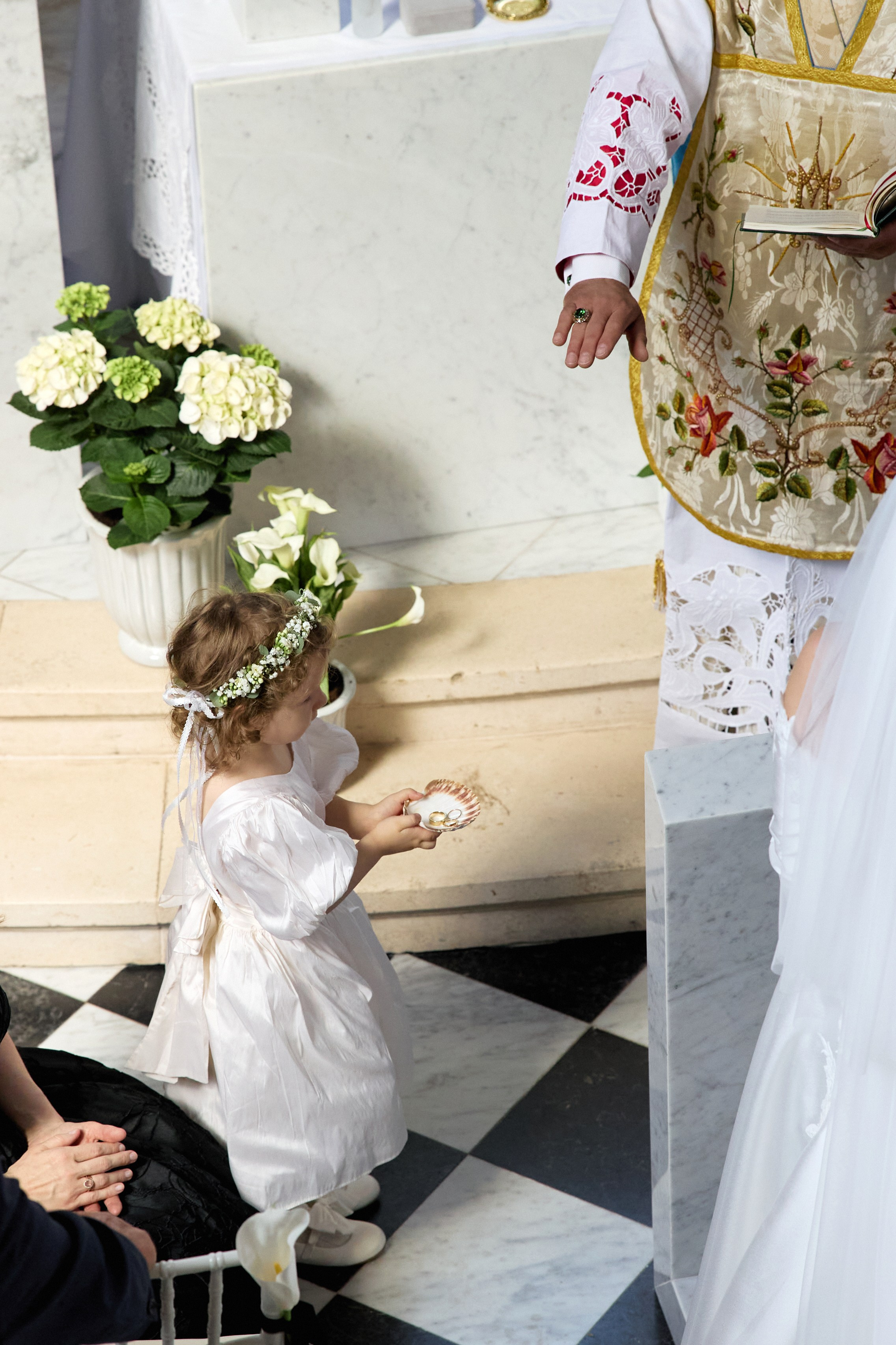 Wiktoria & Kacper. Pałac Goetz. Fotograf ślubny i rodzinny w Krakowie Yana Klymova