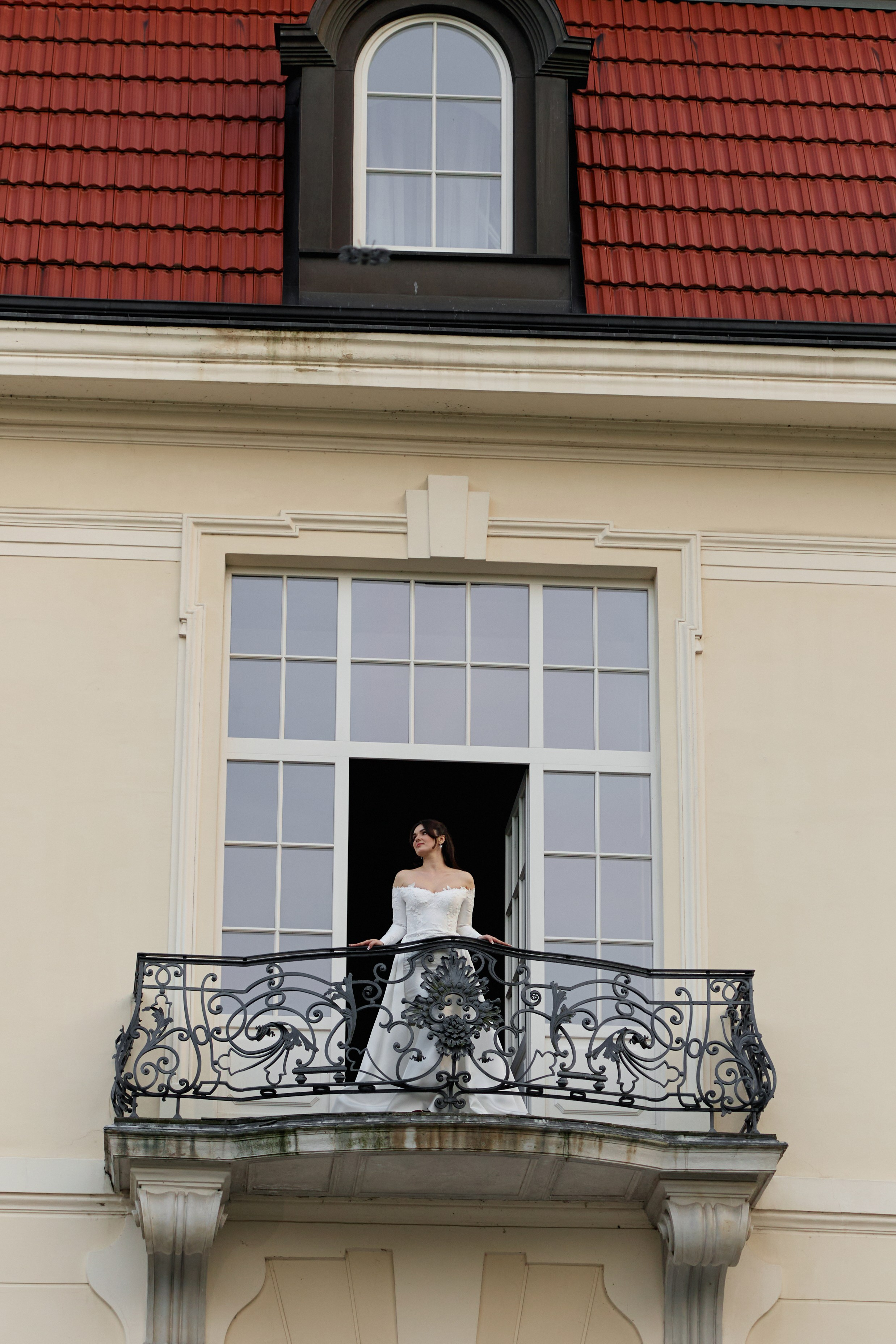 Wiktoria & Kacper. Pałac Goetz. Fotograf ślubny i rodzinny w Krakowie Yana Klymova