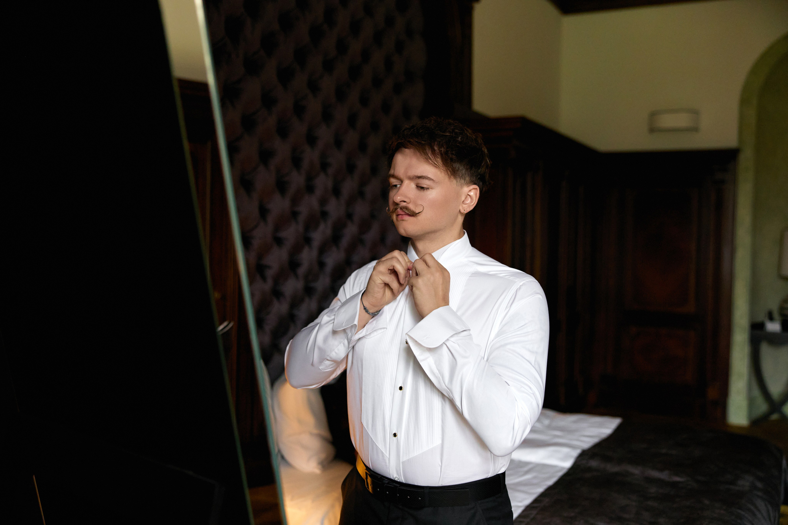 Wiktoria & Kacper. Pałac Goetz. Fotograf ślubny i rodzinny w Krakowie Yana Klymova