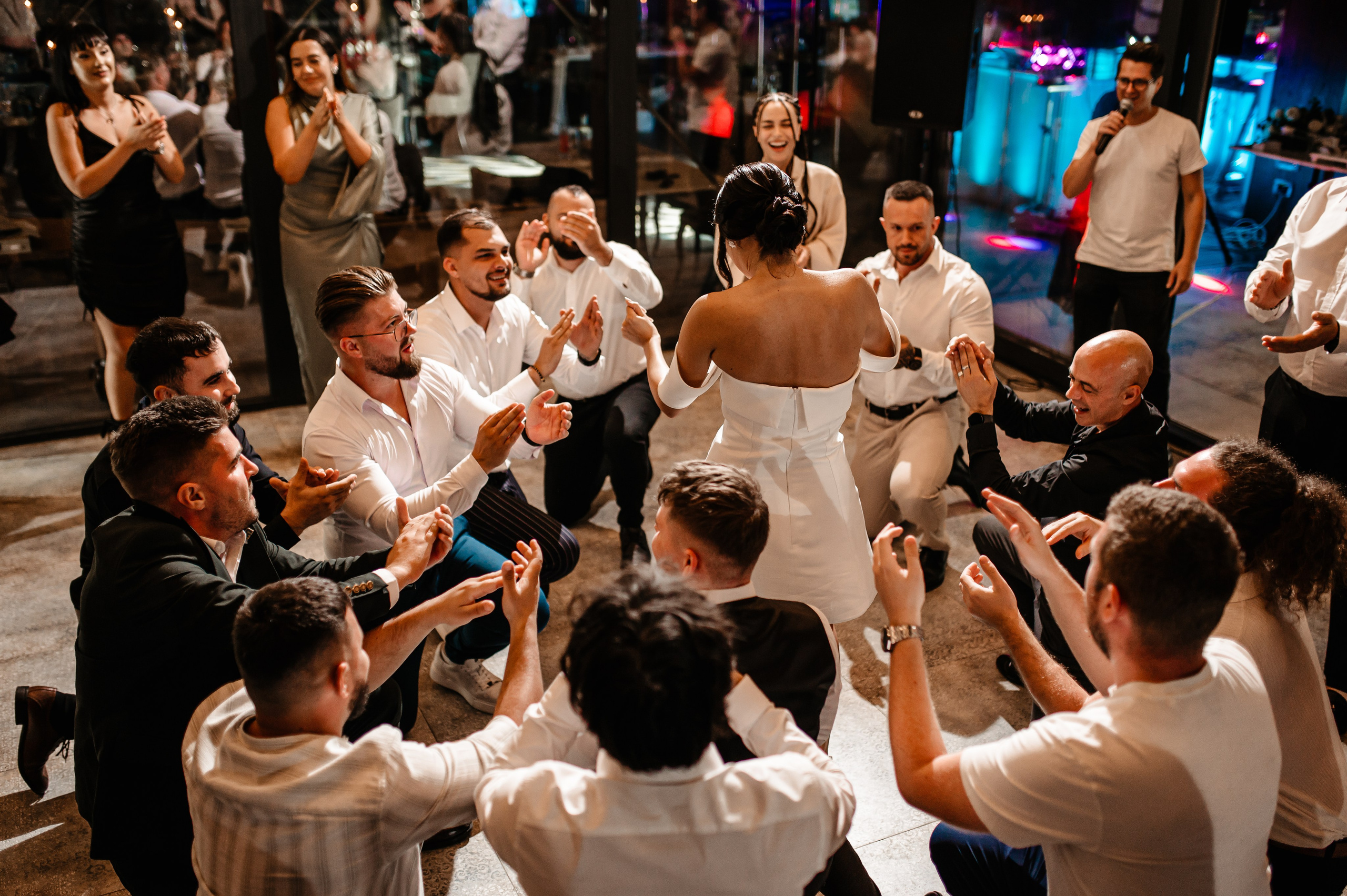 Delia & Andrei. Creativeiso.ro