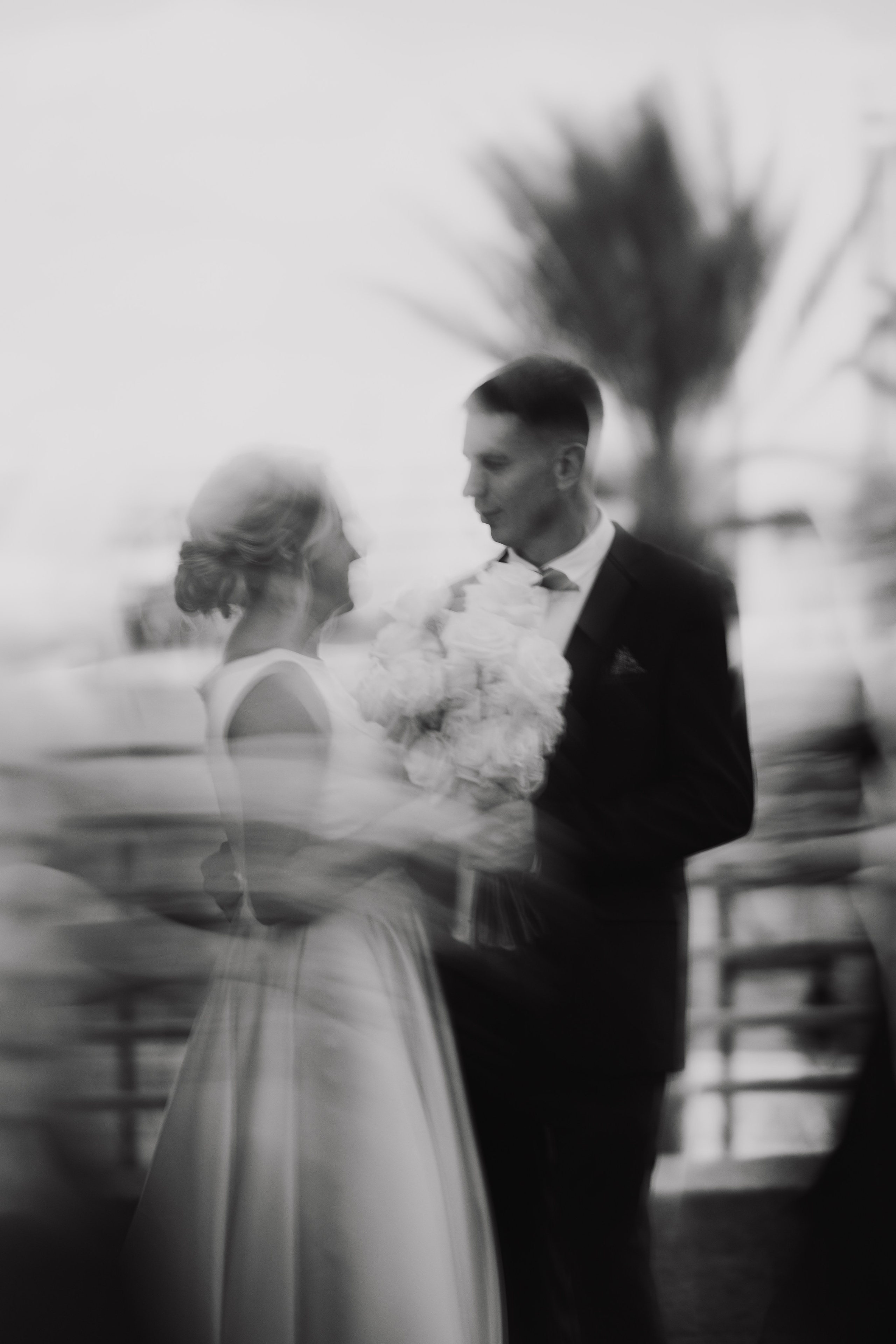 Wedding photography. Eikanmedia | Photographer and videographer capturing weddings, families, engagements, pregnancy & newborns | Vancouver, WA | USA