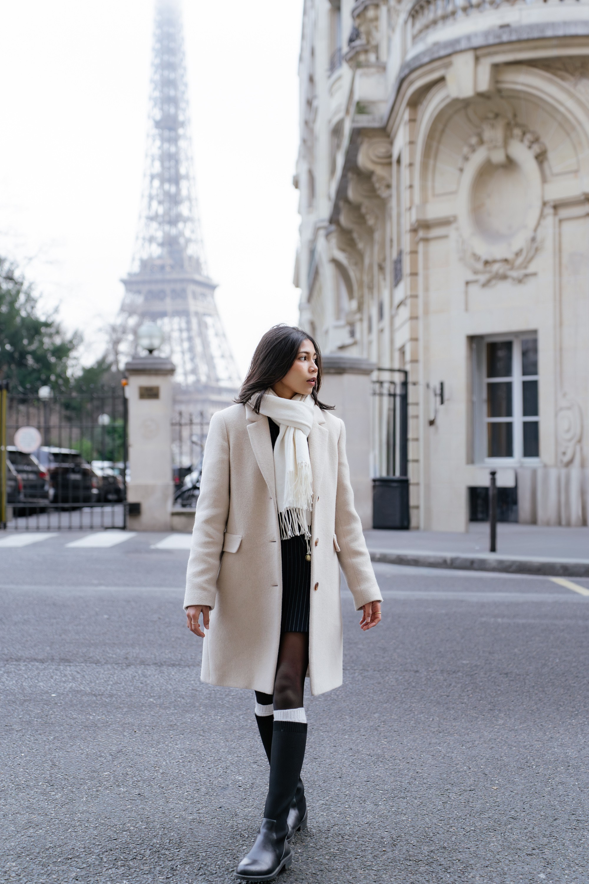 Solo Portrait Session: Louvre & Eiffel Tower. Paris Photographer & Videographer