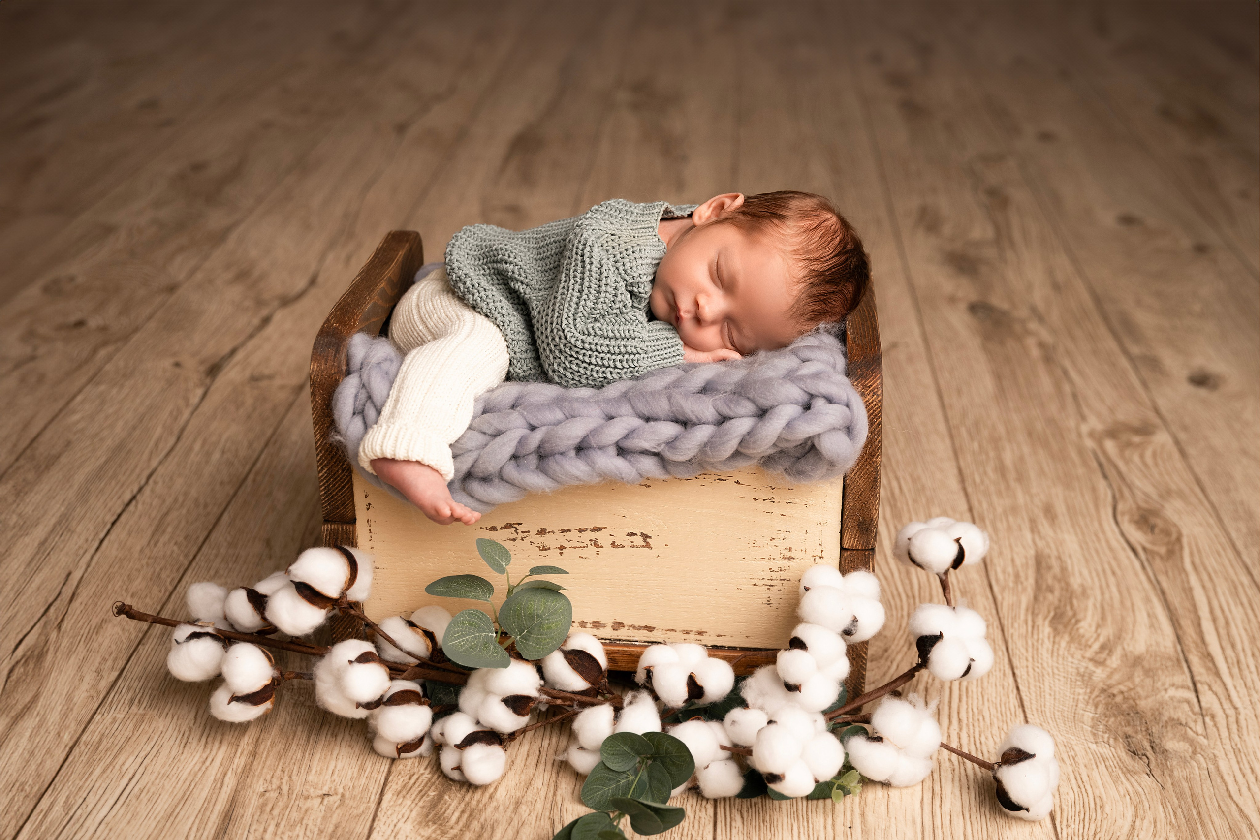 Sesja newborn. VideofotKA.pl