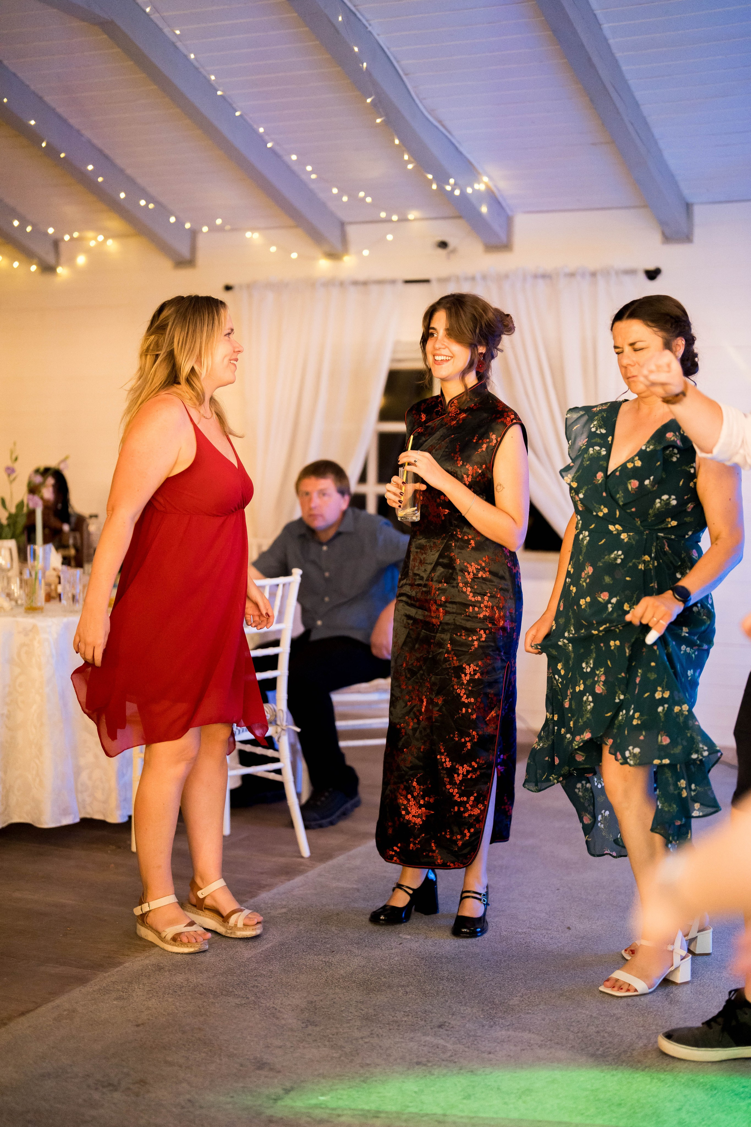 PARTY. Gabriel Florea — Fotograf nuntă București