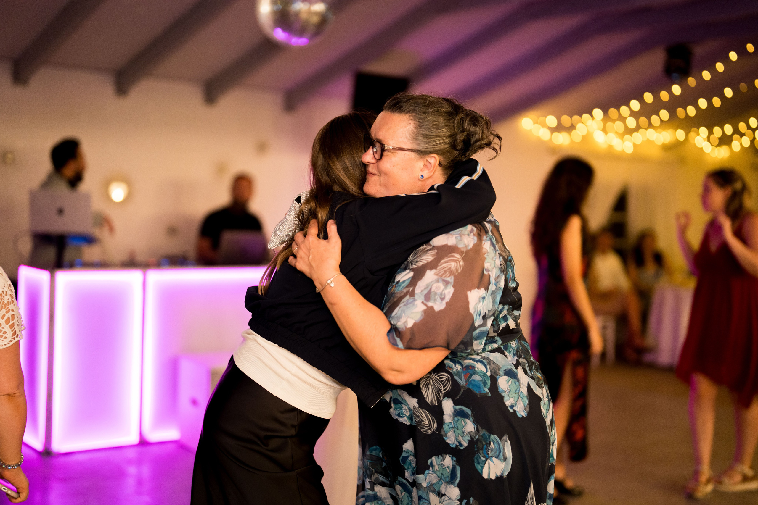 PARTY. Gabriel Florea — Fotograf nuntă București