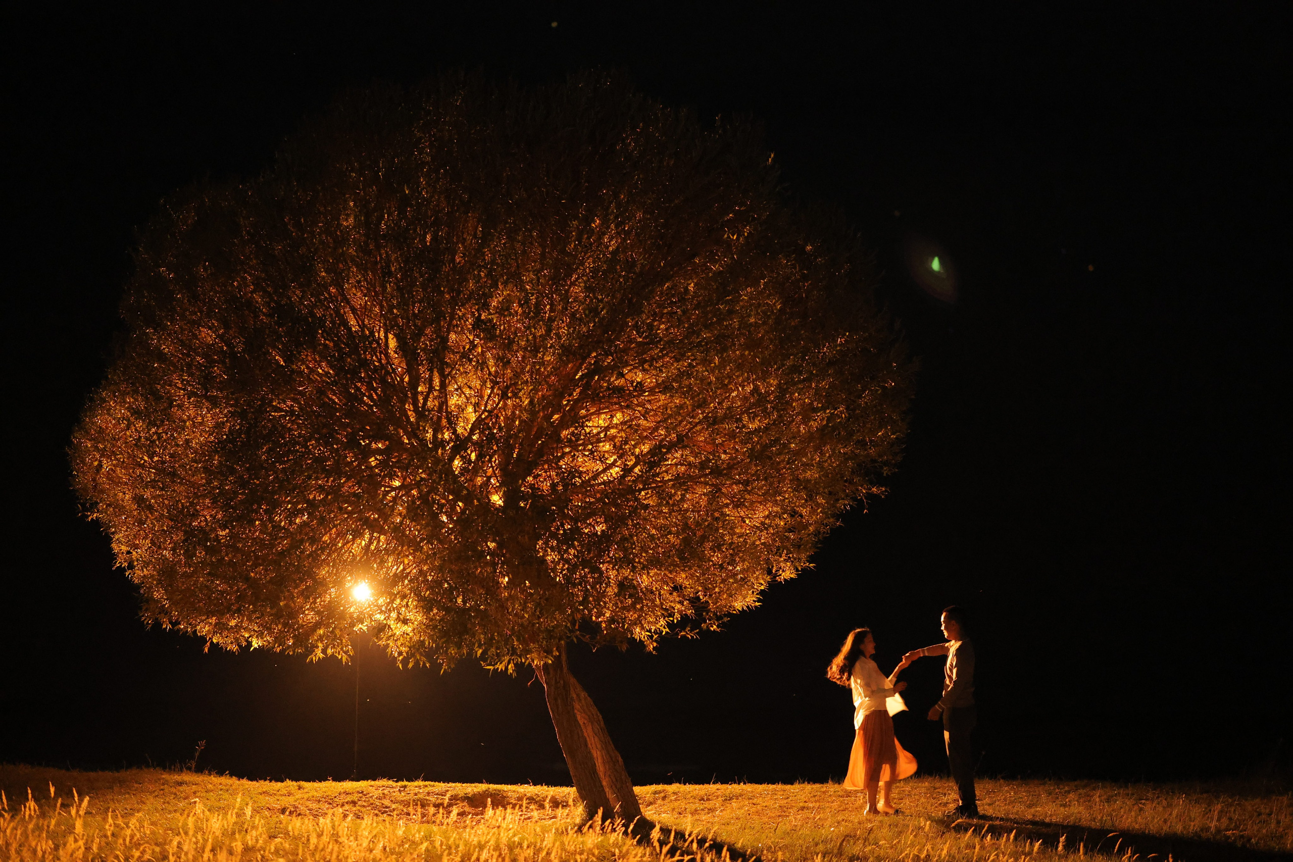 ISSIK KYL. Mandarin.photo