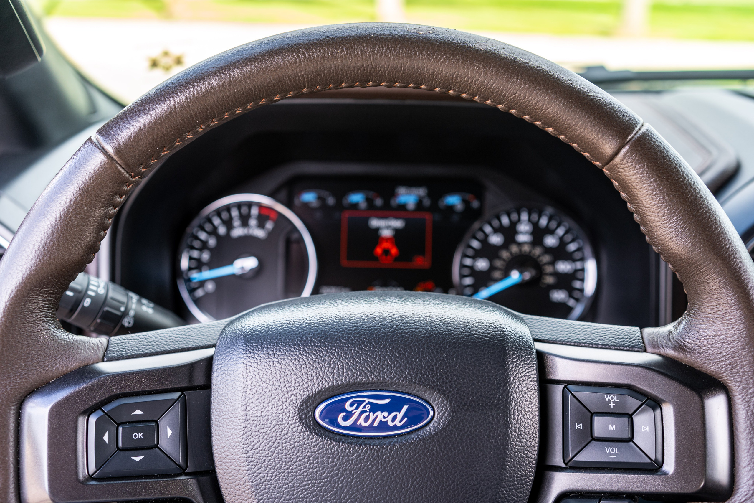 Vehical photography. Masha Kapriyanchuk a real estate photographer