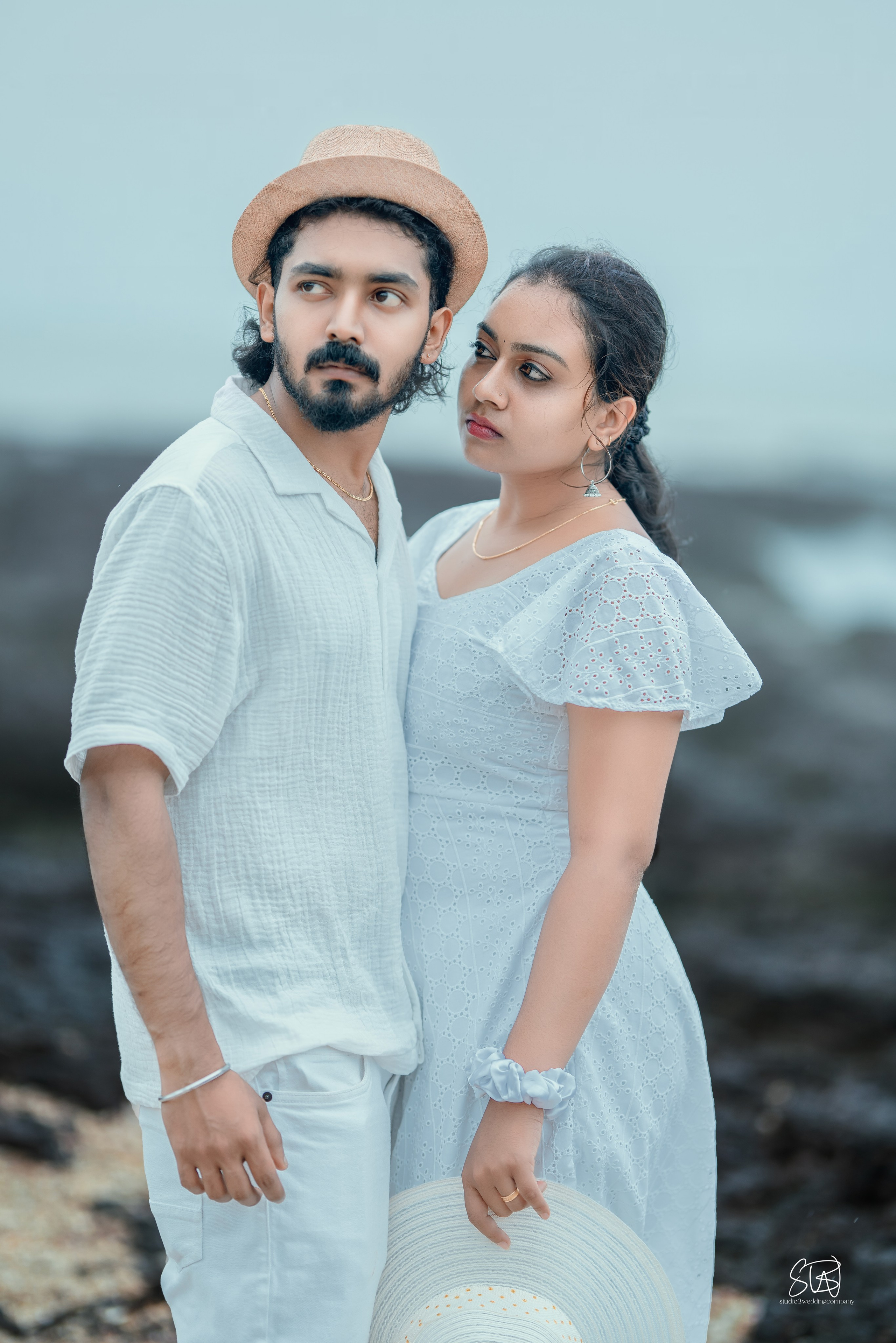 ARUN & REHNA BEACH PREWEDDING. STUDIO3WEDDINGCOMPANY