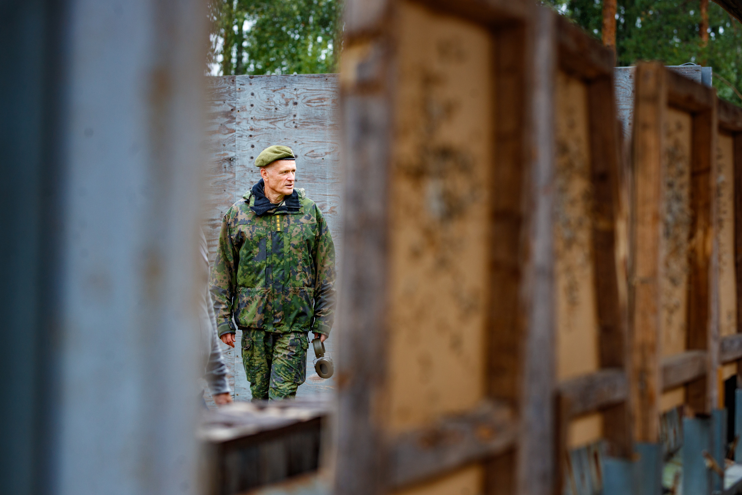 For newspaper. Valokuvaaja Lahti, Helsinki Elena Salonen