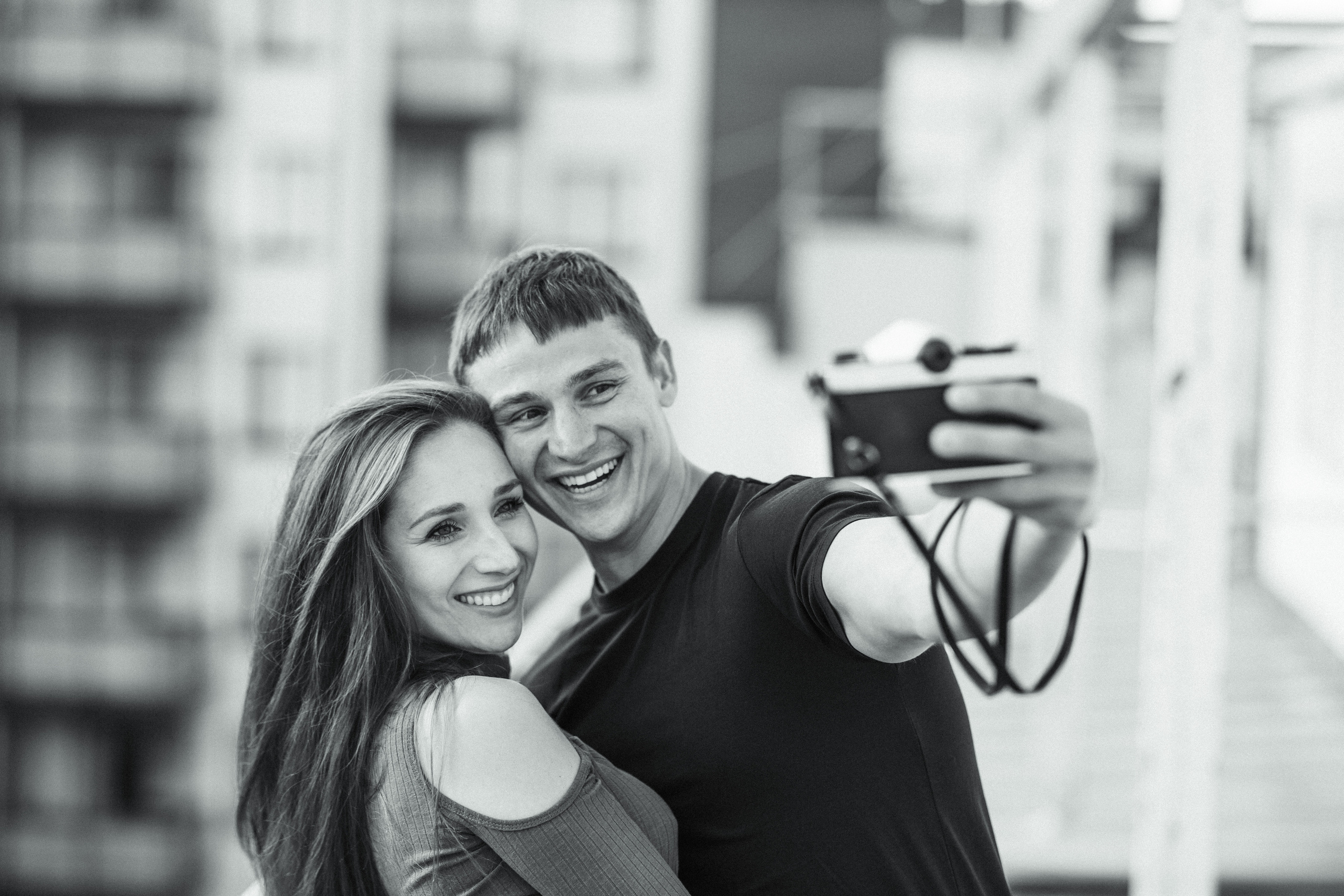 Love Story in a balcony. Valokuvaaja Lahti, Helsinki Elena Salonen
