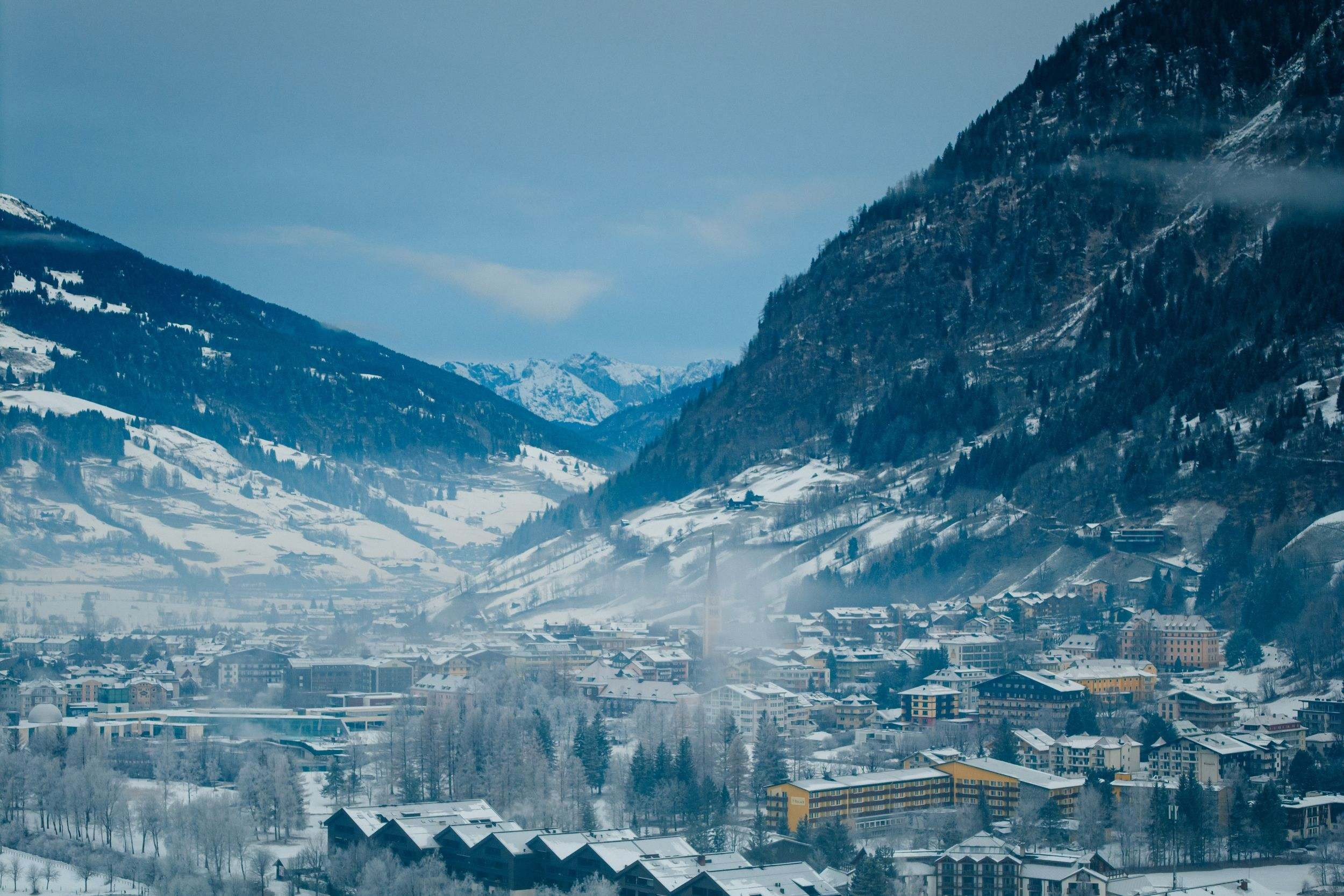 Winter Wedding Film in Bad Hofgastein — Hotel Sendlhofer’s, Austrian Alps. Wedding photographer & videographer in Germany and Frankfurt | Denis Mirosnik