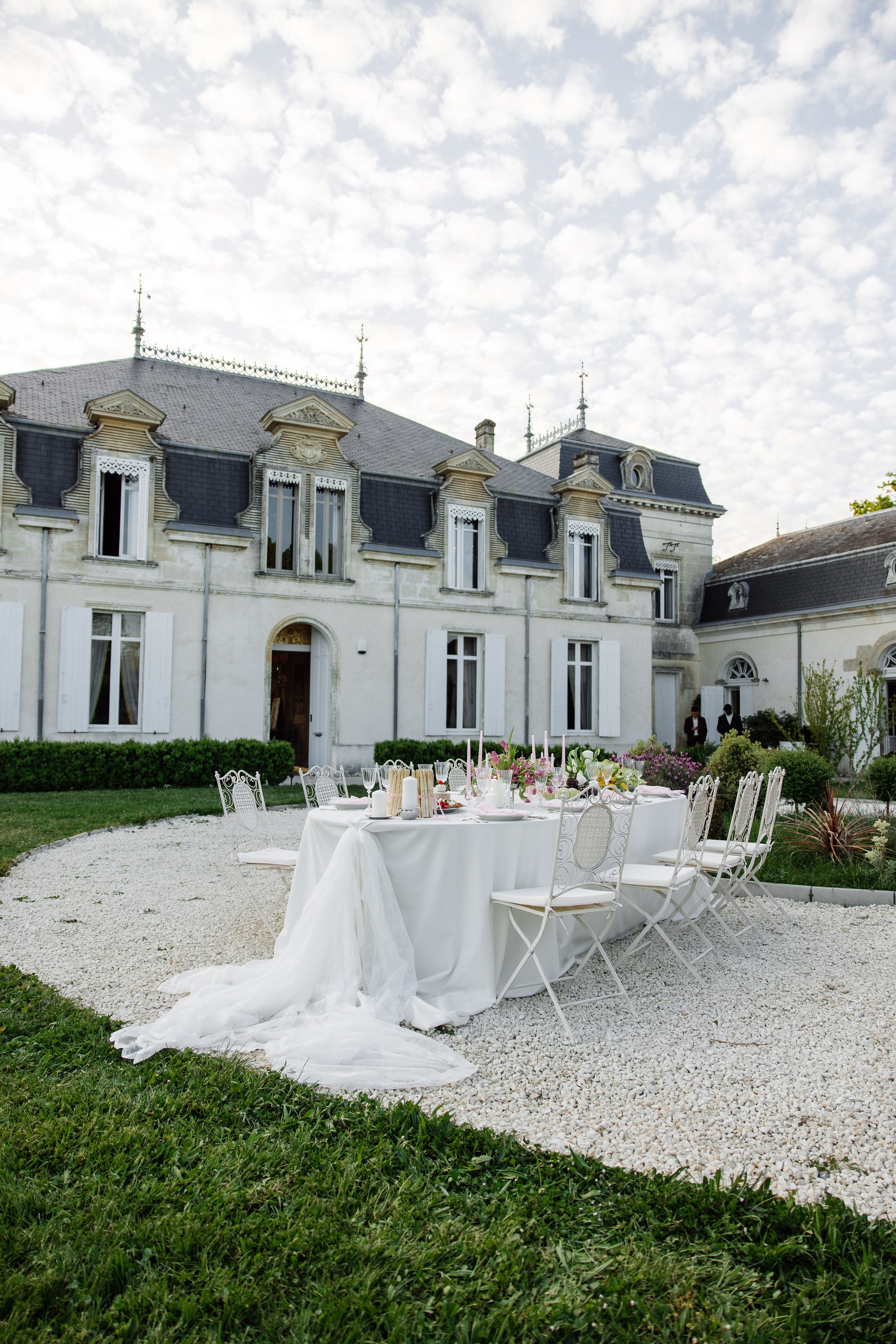 Romantic wedding photography. Weeding Photographer in Bordeaux, Florin Tugui
