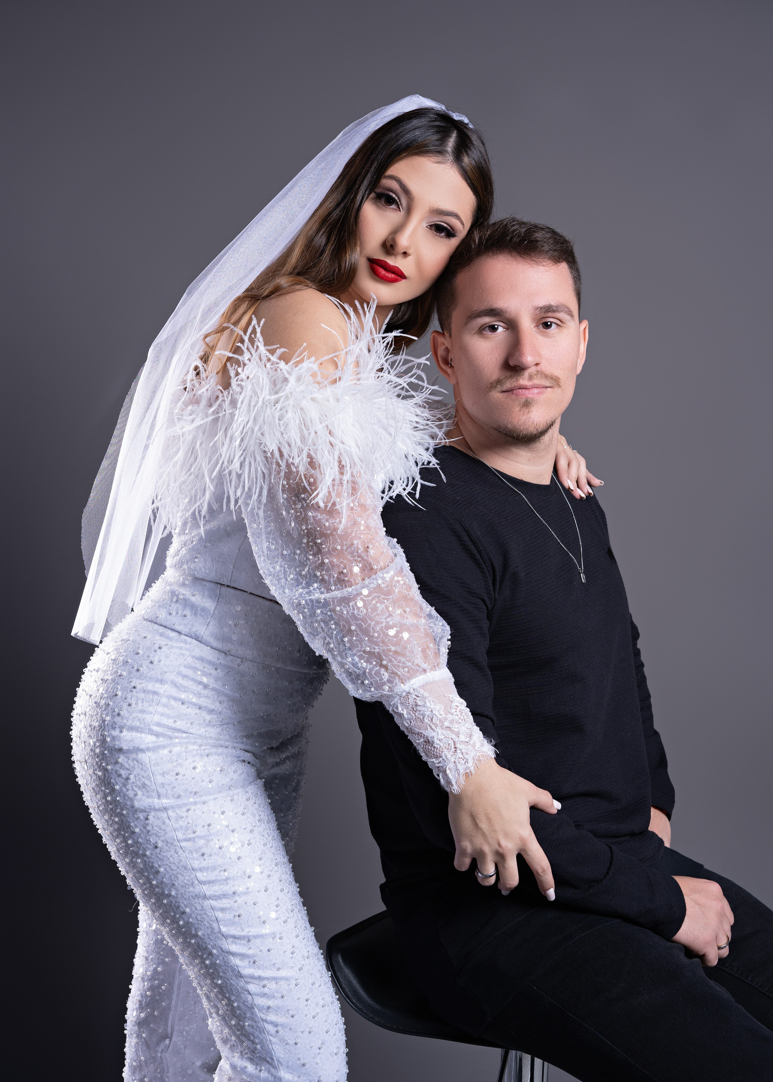 Pré Wedding Estúdio — Carol e Eric. Fotógrafo de casamento e Filmmaker de casamento