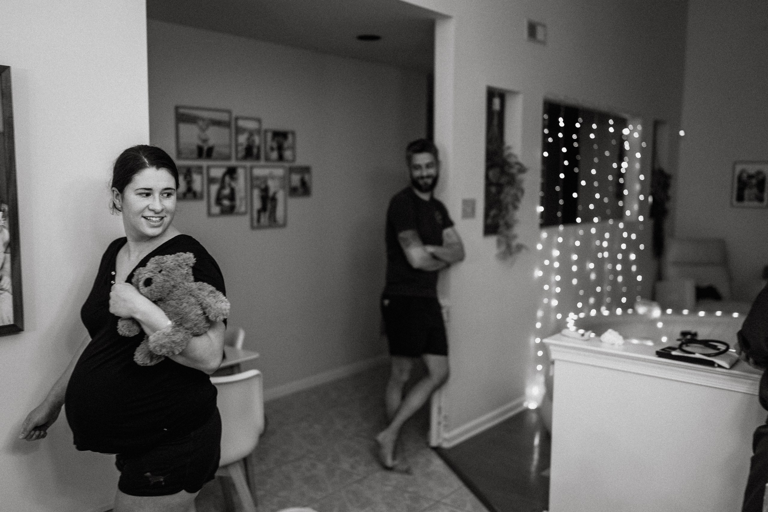 Home birth. Alisa Tant — Family and newborn photographer Bucks County, Montgomery county, Philadelphia, NJ