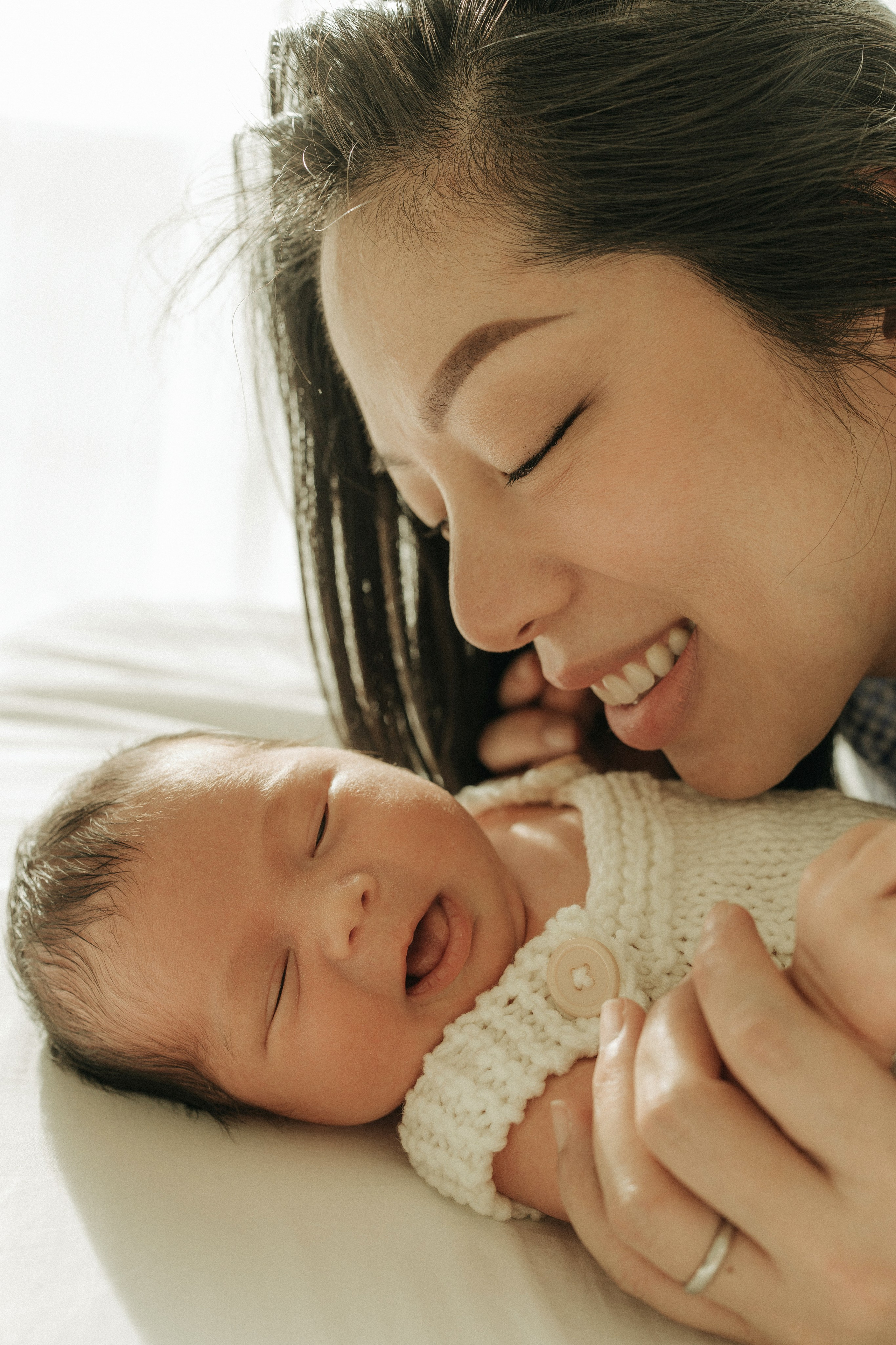 Cozy At-Home Newborn Photography – Warm & Emotional. Alisa Tant — Family and newborn photographer Bucks County, Montgomery county, Philadelphia, NJ