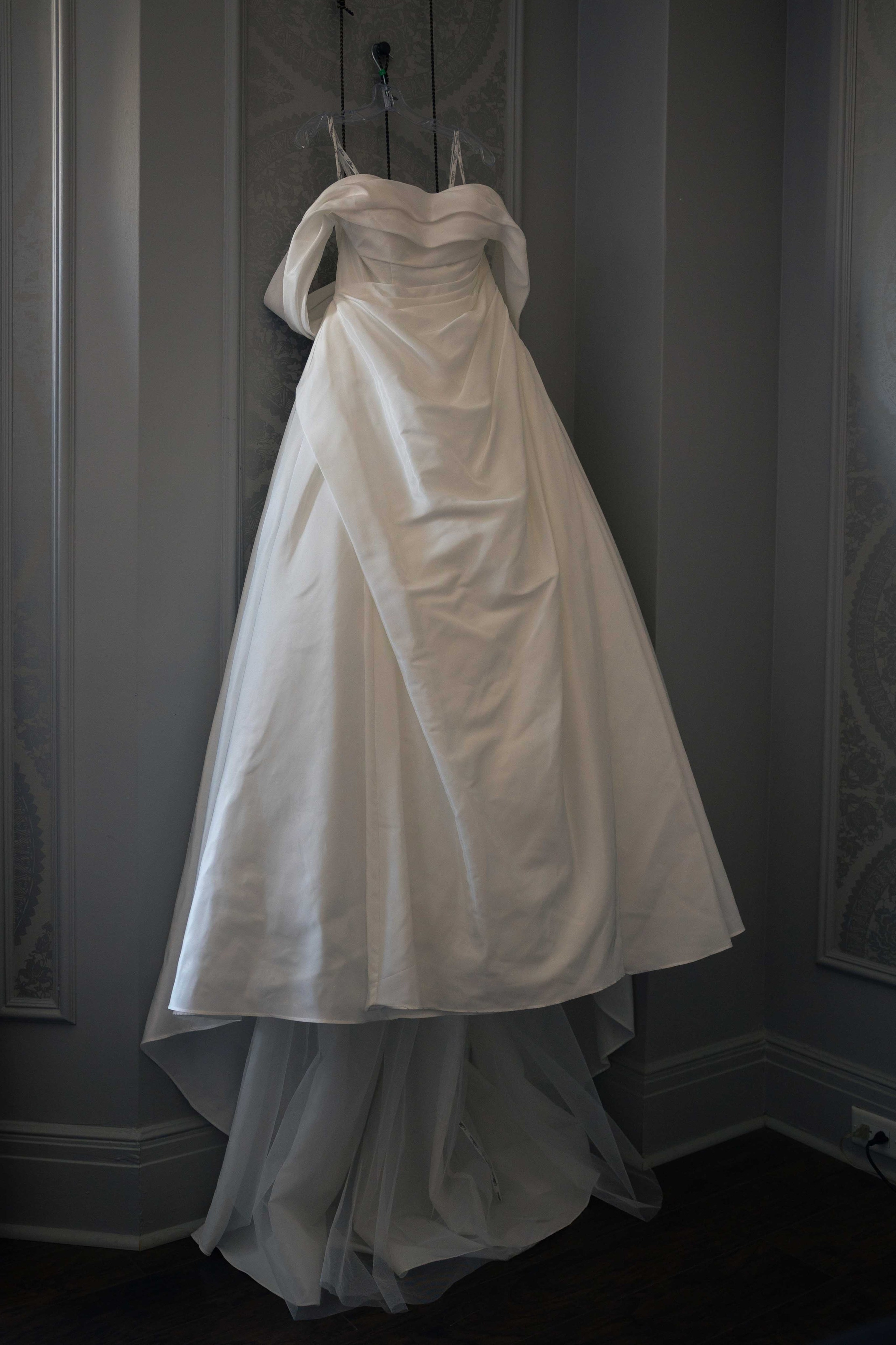 Danielle & Blake (The Fort Garry). Wedding Photographer in Winnipeg — Cinematic & Timeless by Vitiuk Photography