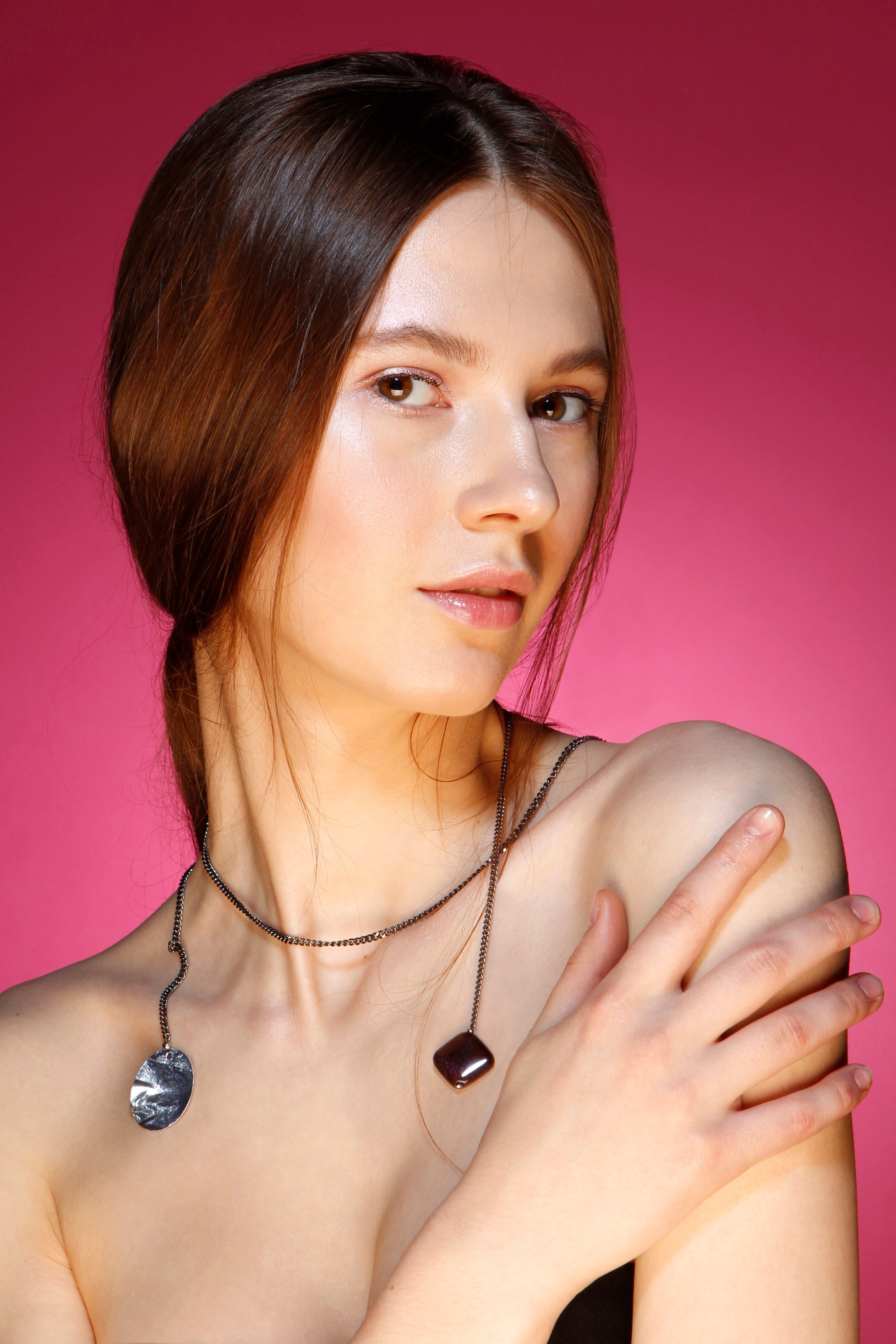 Studio Solo Portrait. YuAnna studio. Family & Kids Photographer in Seattle area, located in