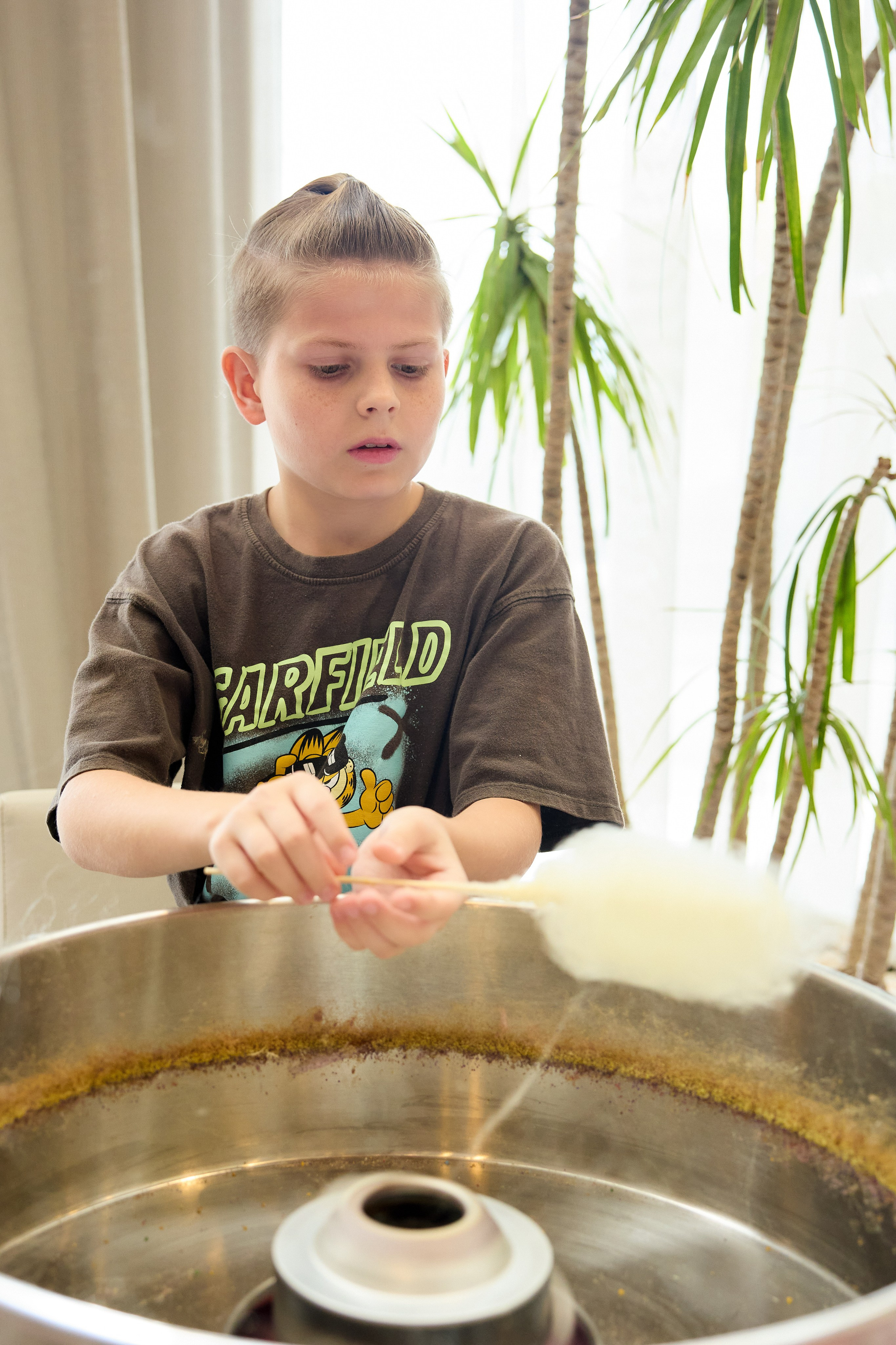 Авторская благотворительная художественная выставка Дианы Бортник. Фотограф Юлия Маковеева