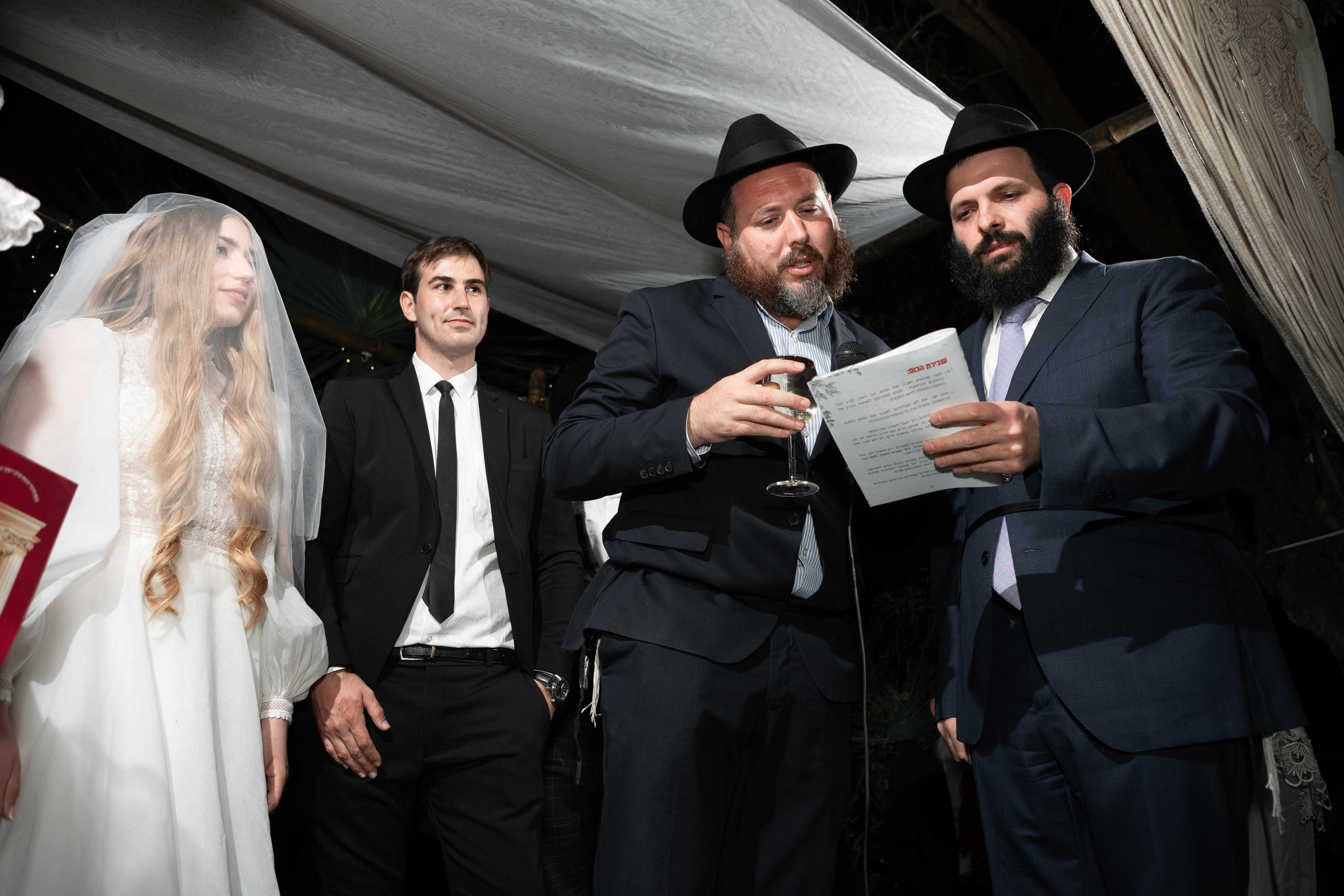 WEDDING IN A COZY PLACE NEAR TEL AVIV. PHOTOGRAPHER IN ISRAEL