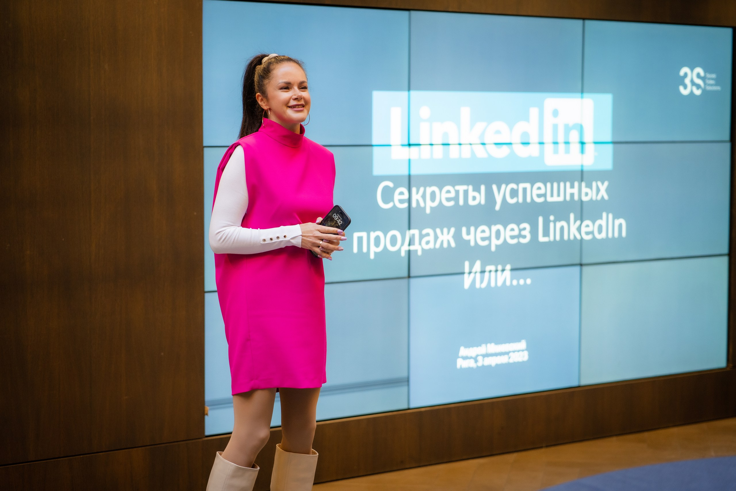 Content photography. Portait photographer and videographer in Riga, Latvia, Julia Zhitluhina. Visual Artist