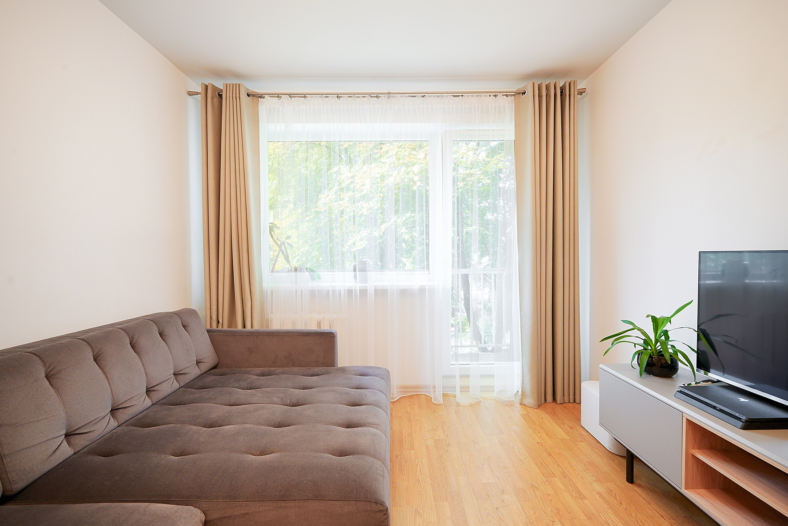 Smolenskio g. 13. Elina Sapiega fotografė Vilniuje