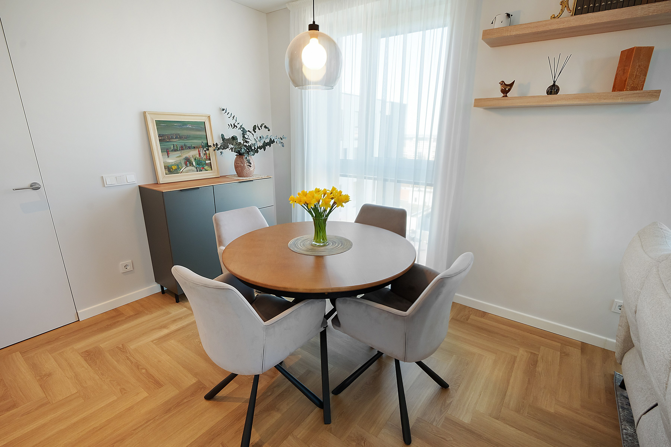 Viršuliškių g. 38B. Elina Sapiega fotografė Vilniuje