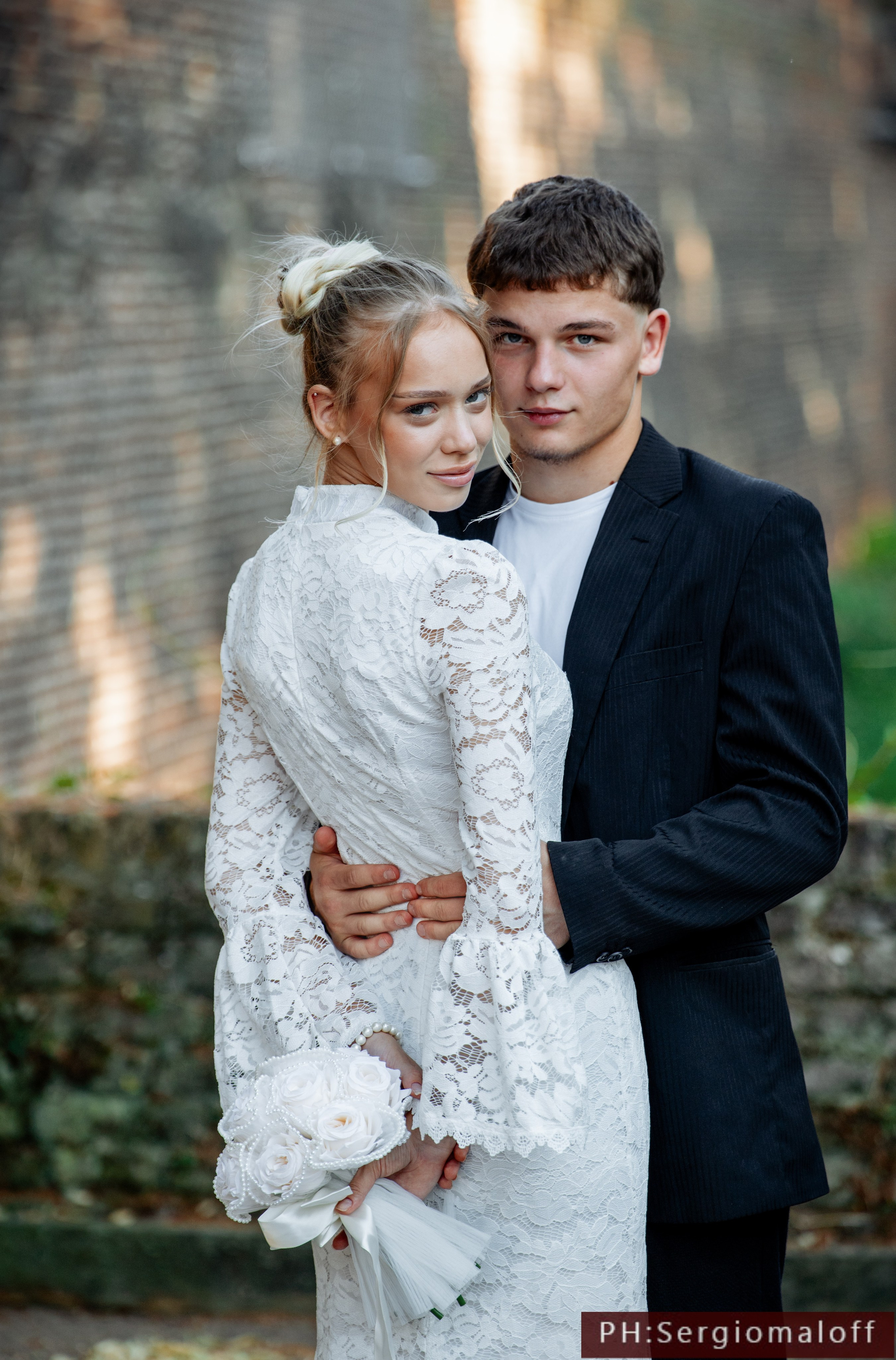 Mehr als nur Fotos – Ihre Geschichte in jedem Bild. Stil, Natürlichkeit und Ihre Geschichte in jedem Foto. Ich nehme aktuell Buchungen für Hochzeits- und romantische Fotoshootings in Nordrhein-Westfalen entgegen.Fotograf: SERGII MALOV