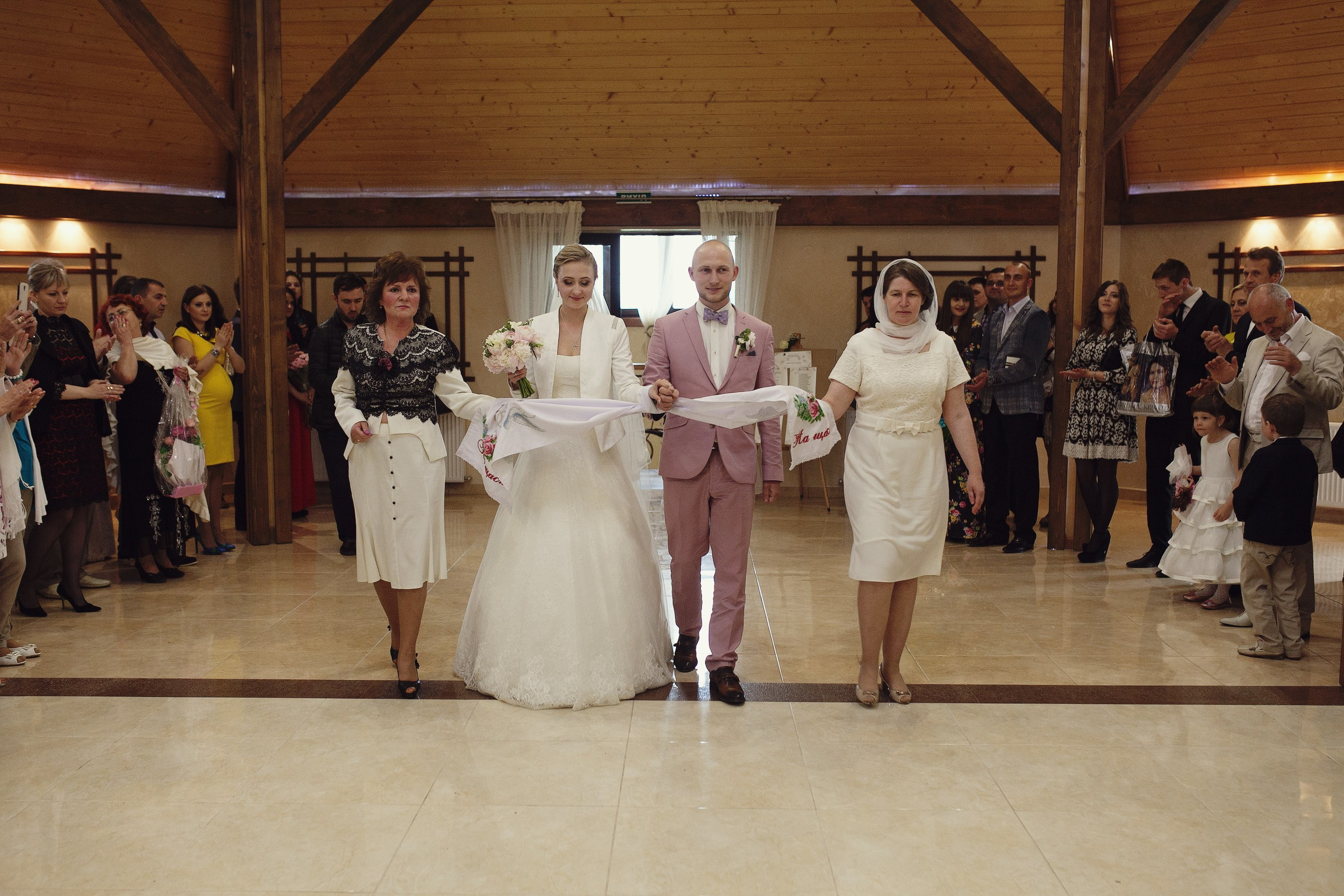 Robert & Andriana, Lviv. Denny Savon — Photographer in Santorini | Weddings, Love Stories & Flying Dress