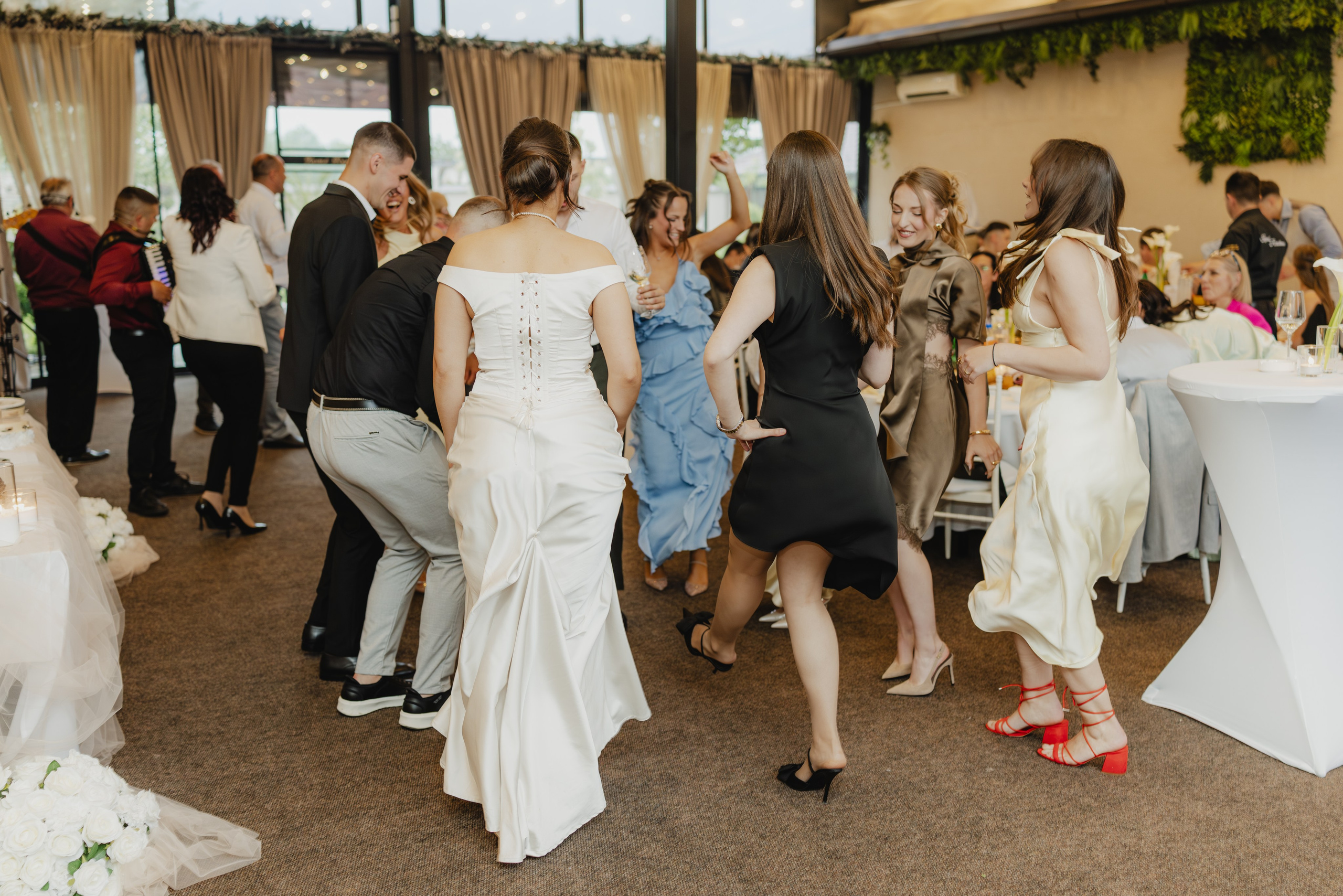 Sofija i Lazar - Venčanje u Zrenjaninu, restoran „Kovač”. Milan Lukovic professional wedding photographer