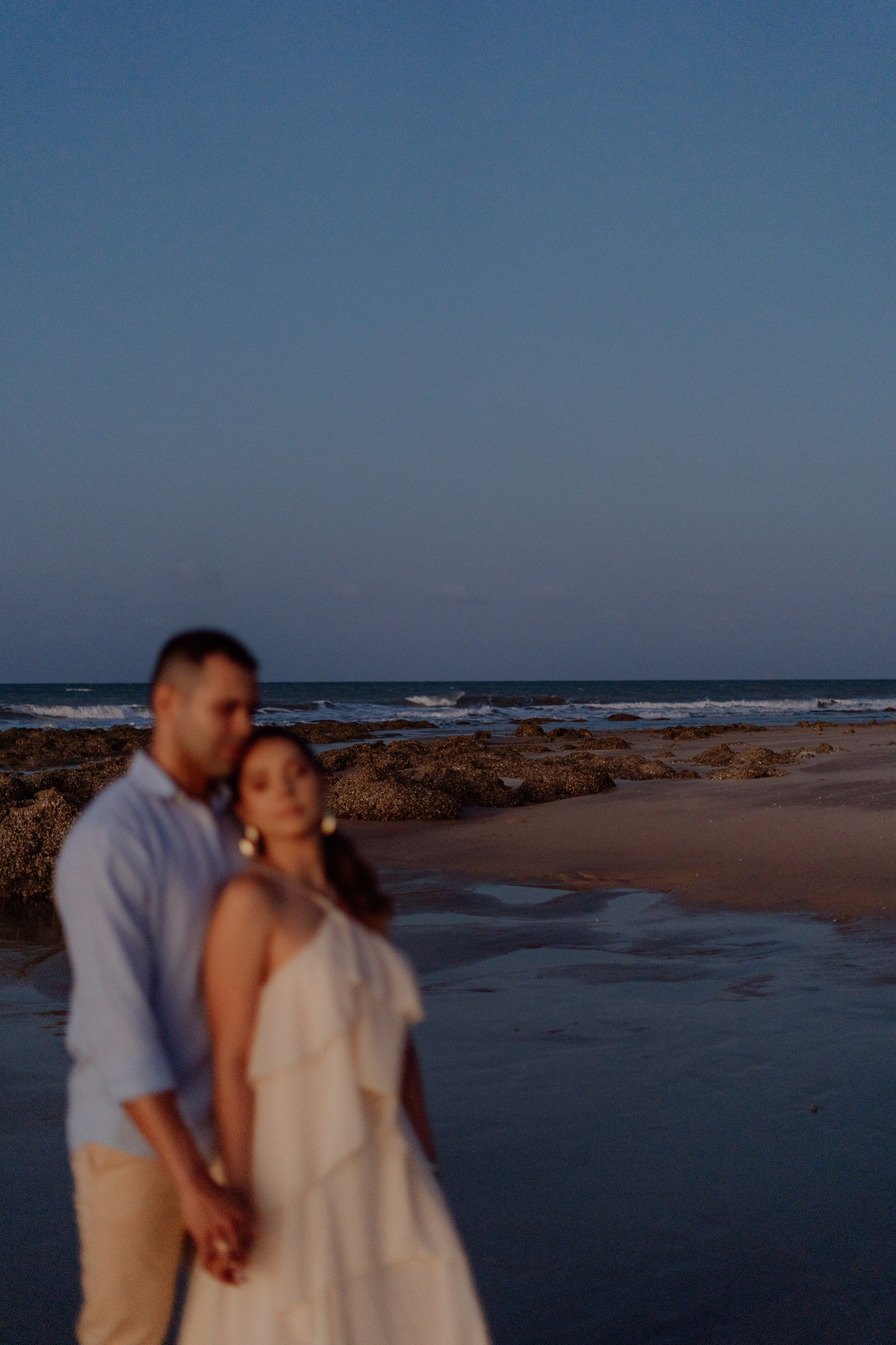 Stefany e Aurélio. Luz suave, direção leve e fotos que captam quem realmente você é