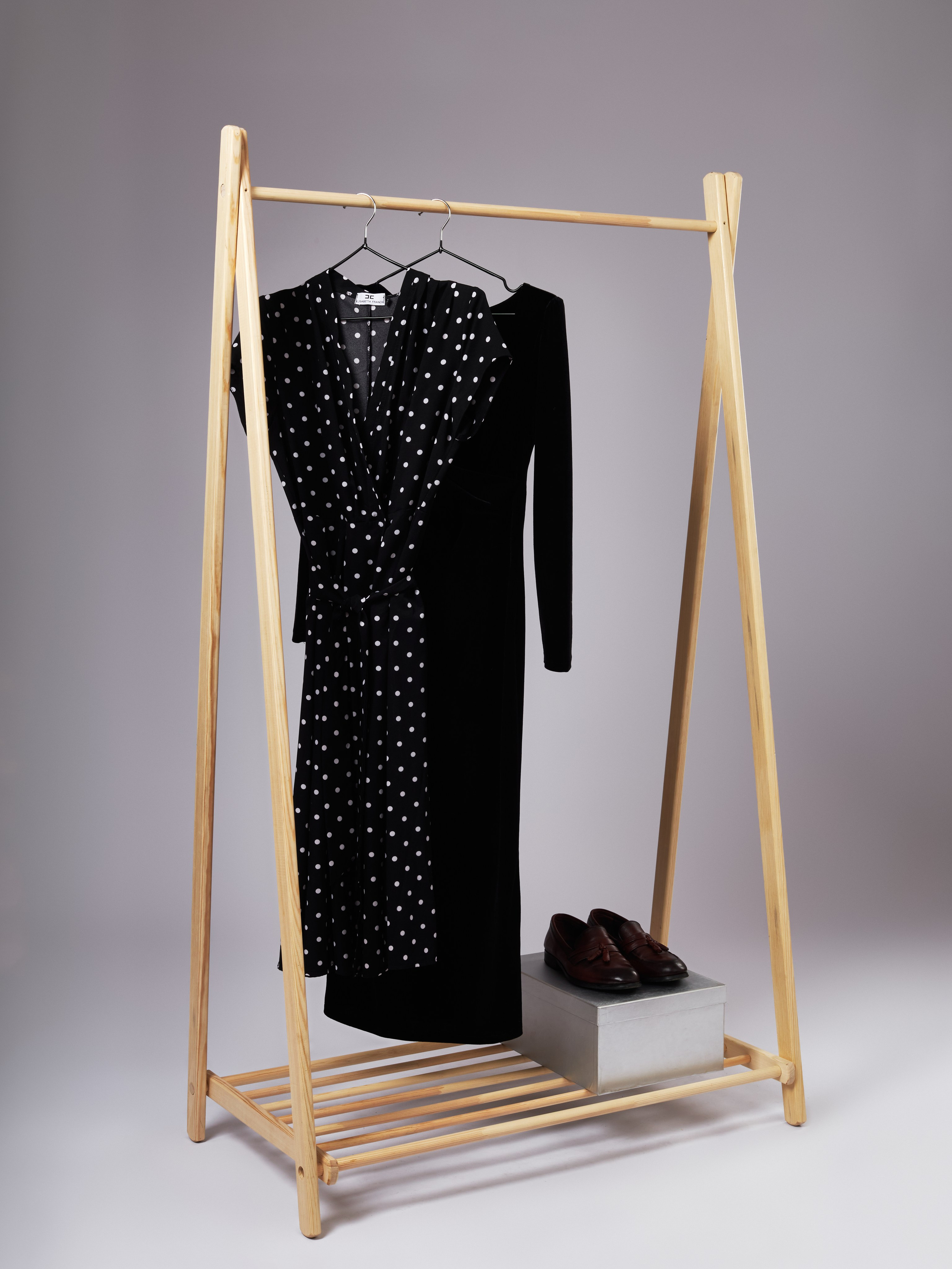 Мебель. Предметная фотосъемка в Алматы. Студия фото и видео съемки товаров