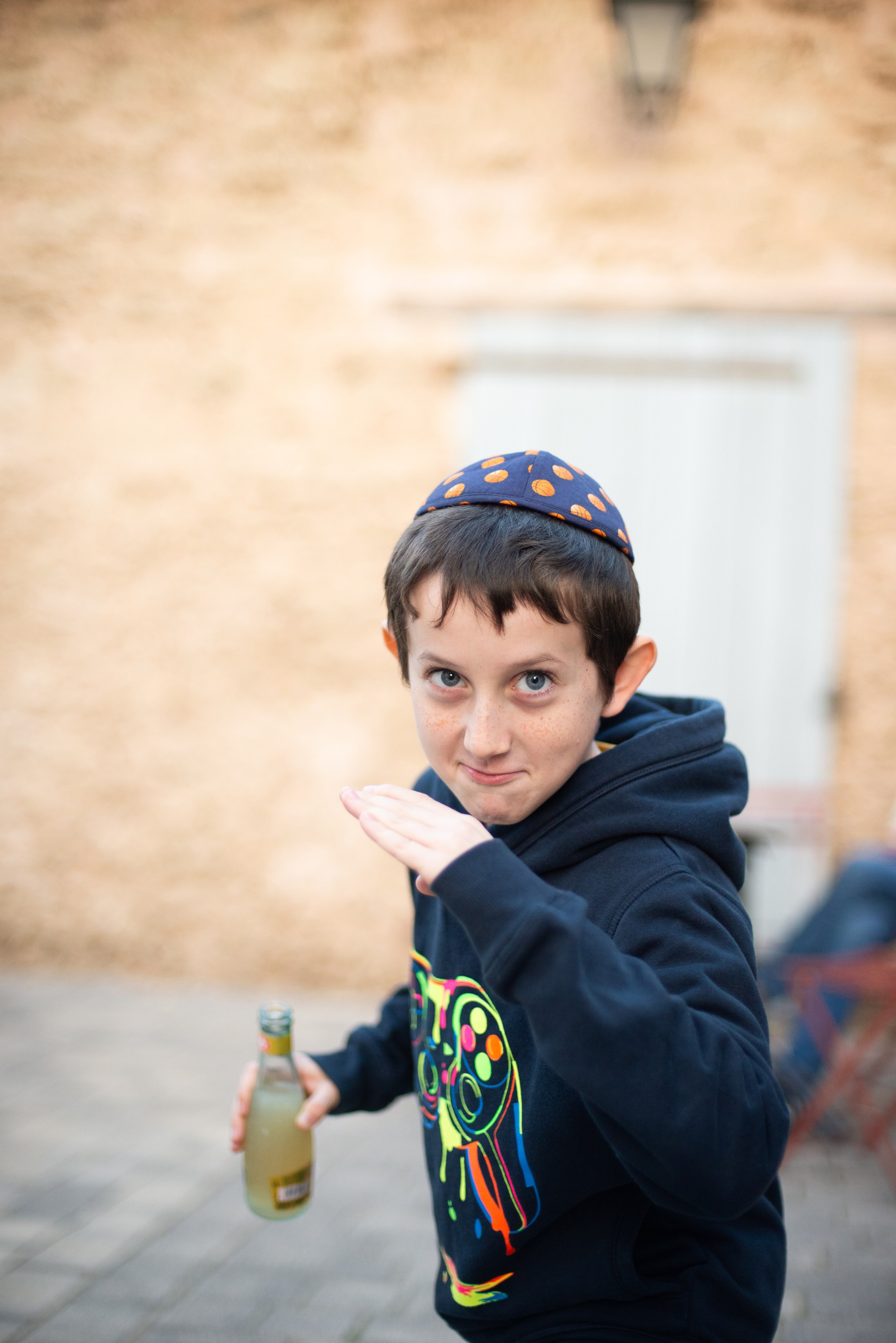 Пинхас и его семья. Визуальный брендинг