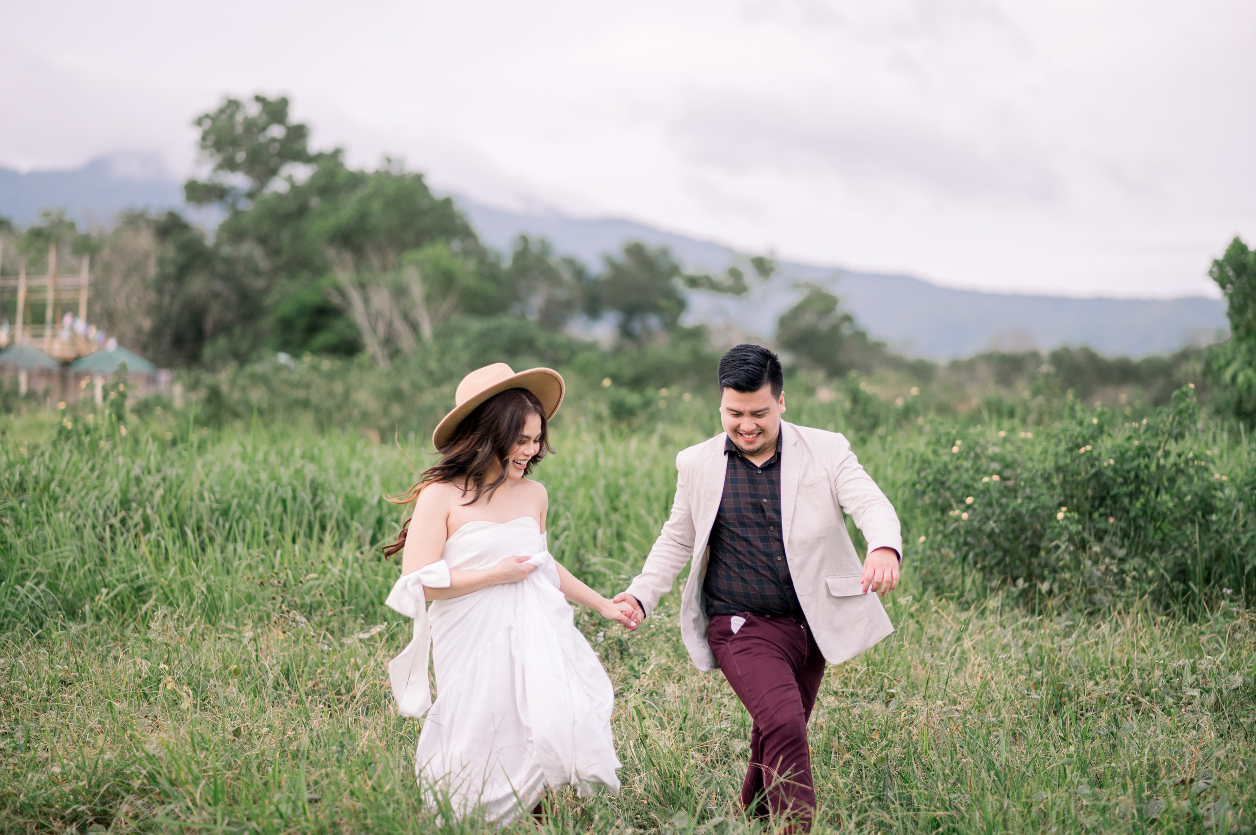 Weddings. Woody Weddings