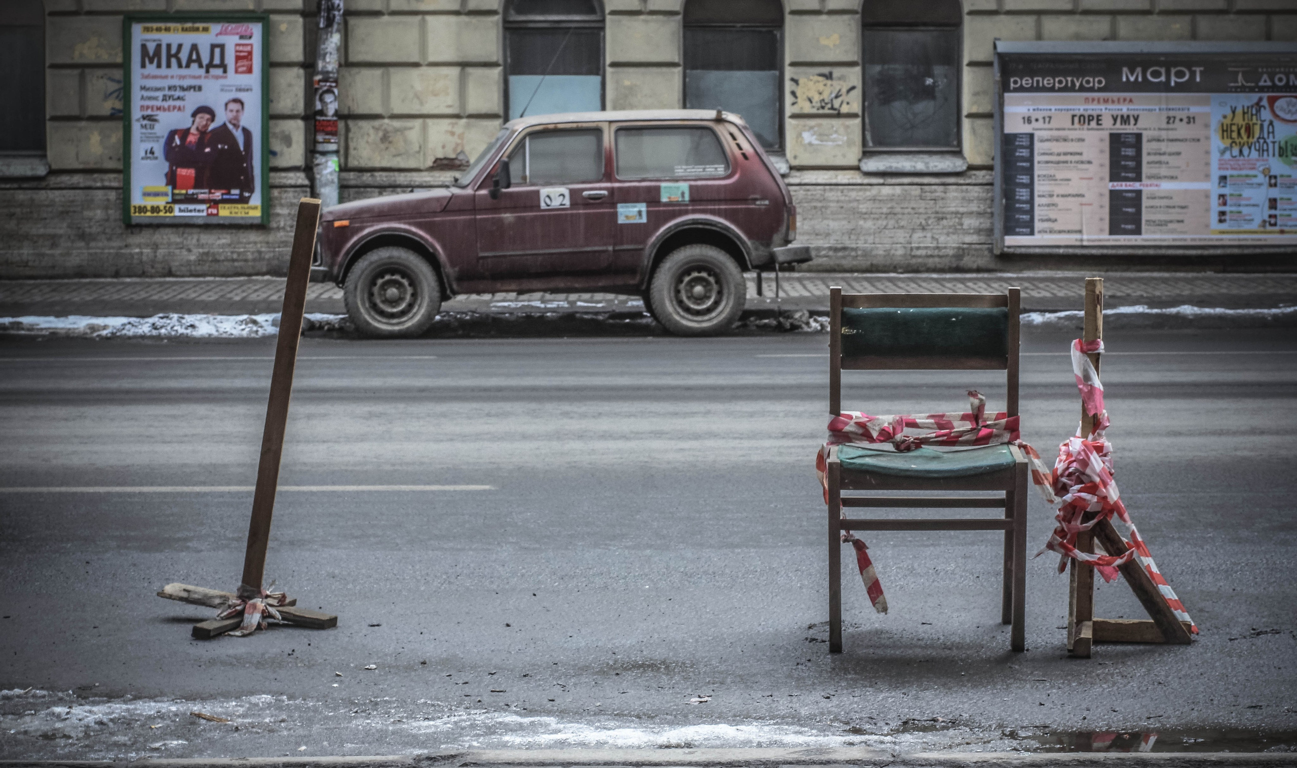 2013. Стрит-фотография, полная абсурда, идиотизма и красоты