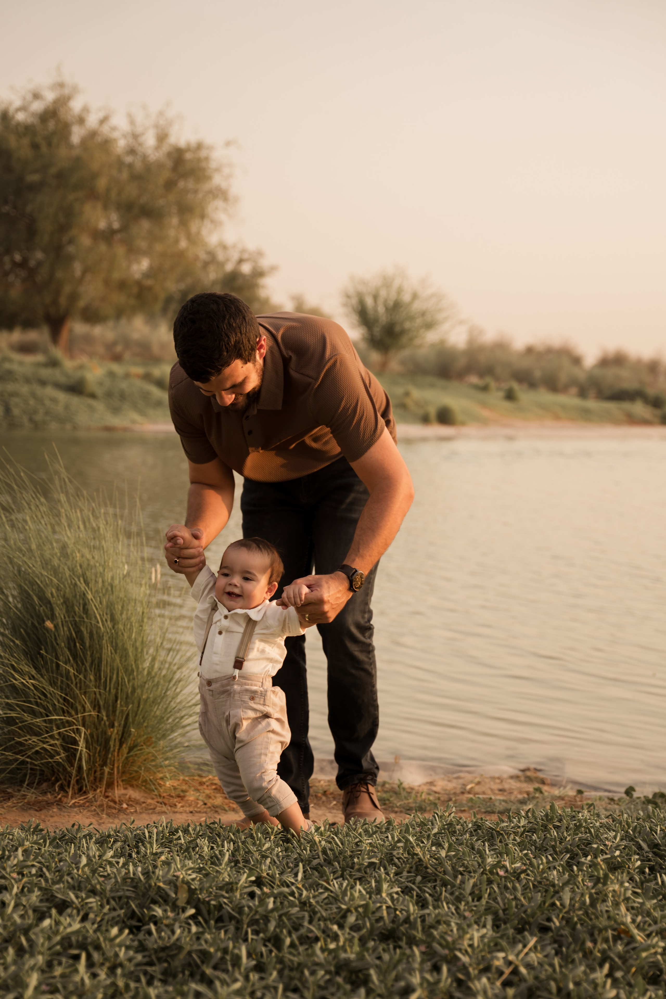 Cake by the Lake. Angela Iakovleva — Family Photographer in Dubai